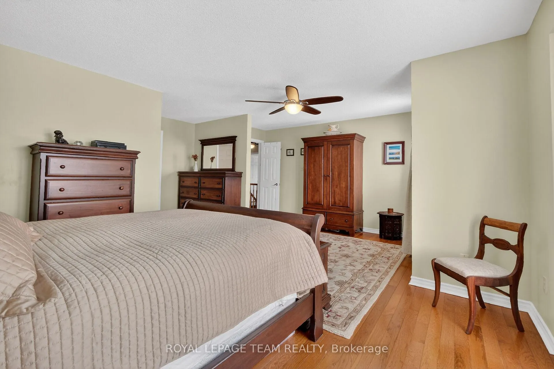 Photo 24 of 11 Speers Crescent, Ottawa, Kanata - Bridlewood — HOMEH