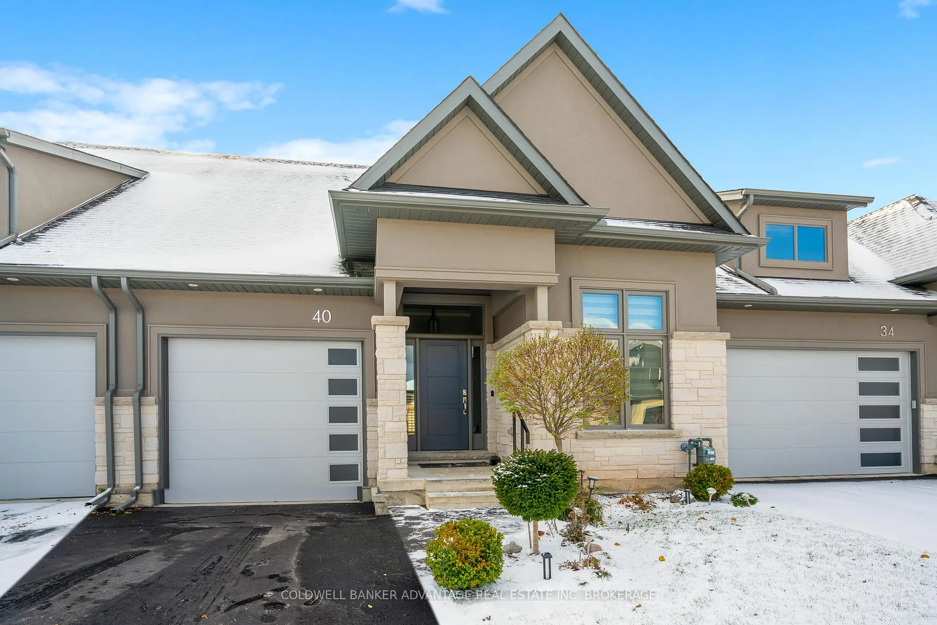 Photo 1 of 40 Carrick Trail, Welland, Hwy 406/Welland — HOMEH