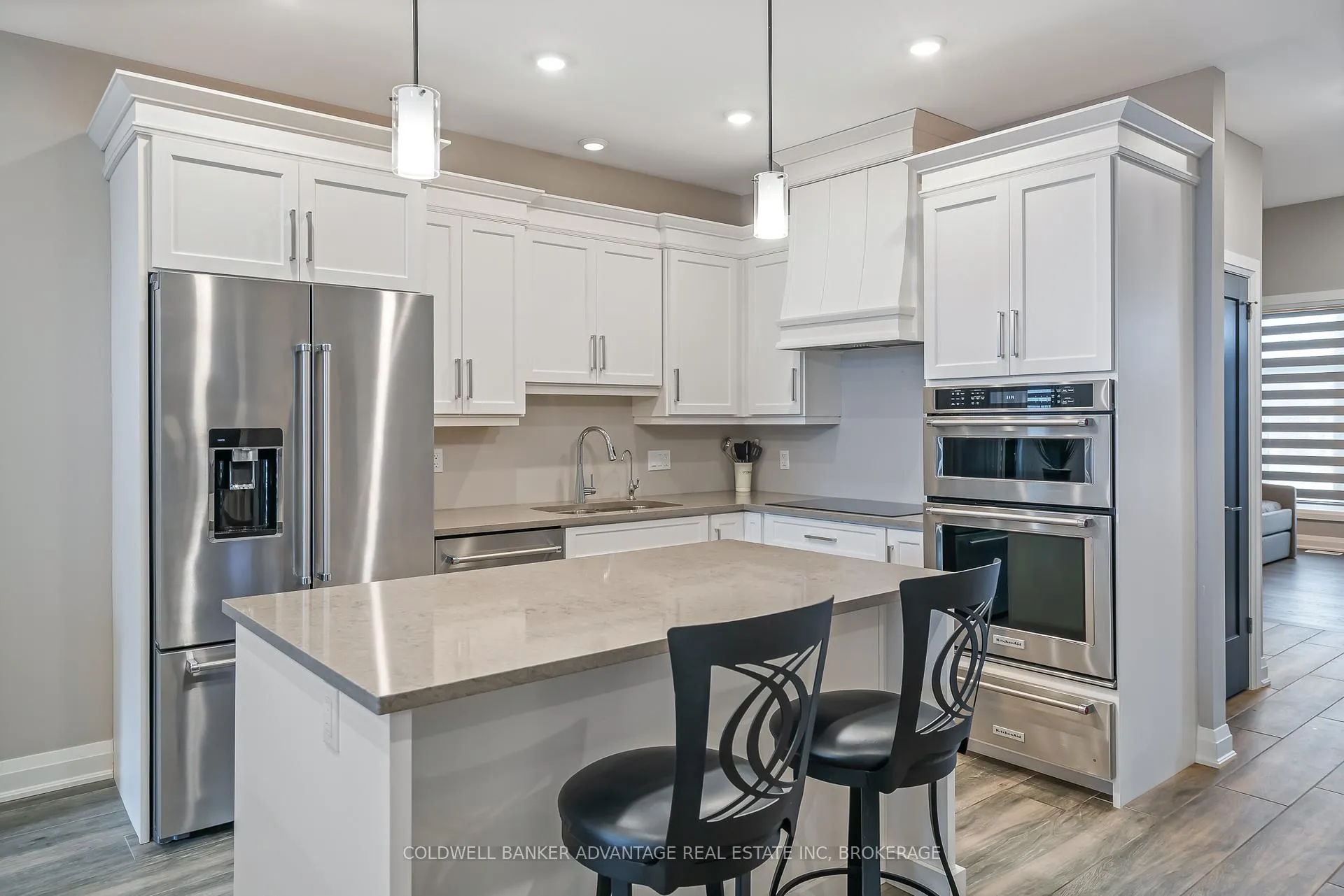 Photo 9 of 40 Carrick Trail, Welland, Hwy 406/Welland — HOMEH