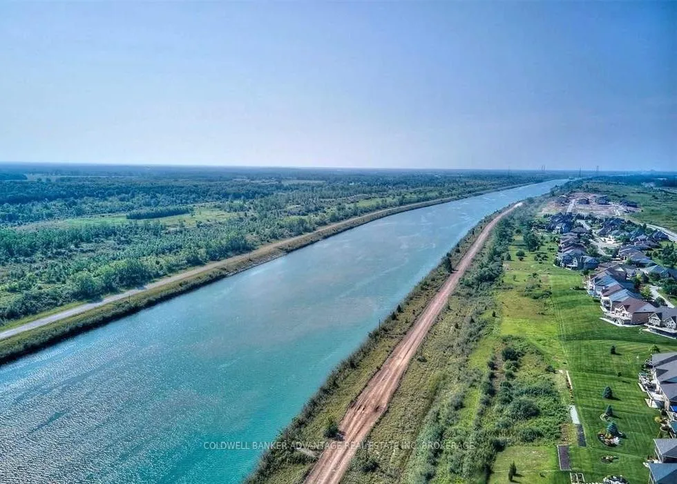 Photo 41 of 40 Carrick Trail, Welland, Hwy 406/Welland — HOMEH