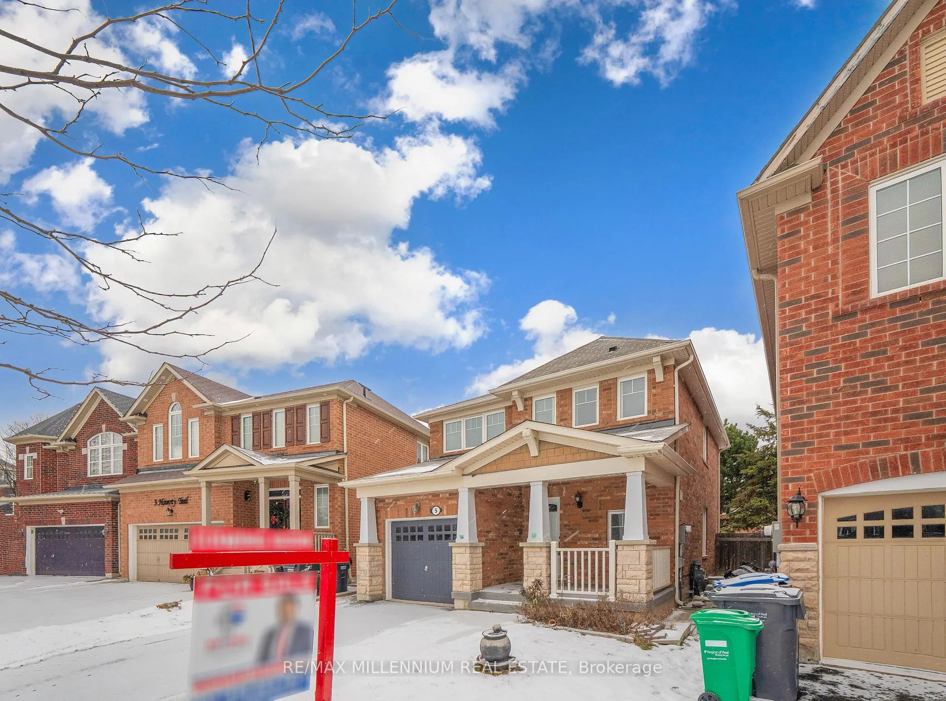 Photo 3 of 5 Haverty Trail, Brampton, Northwest Brampton — HOMEH