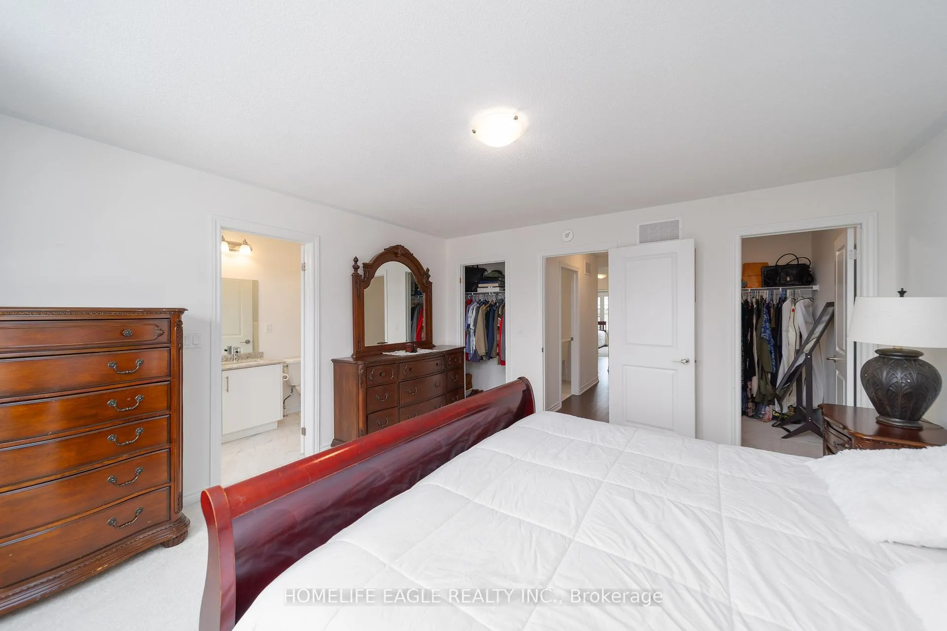 Photo 8 of 80 Phoenix Boulevard, Barrie, Rural Barrie Southeast — HOMEH