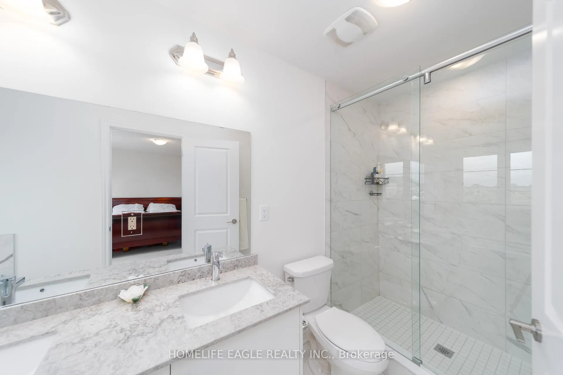 Photo 10 of 80 Phoenix Boulevard, Barrie, Rural Barrie Southeast — HOMEH