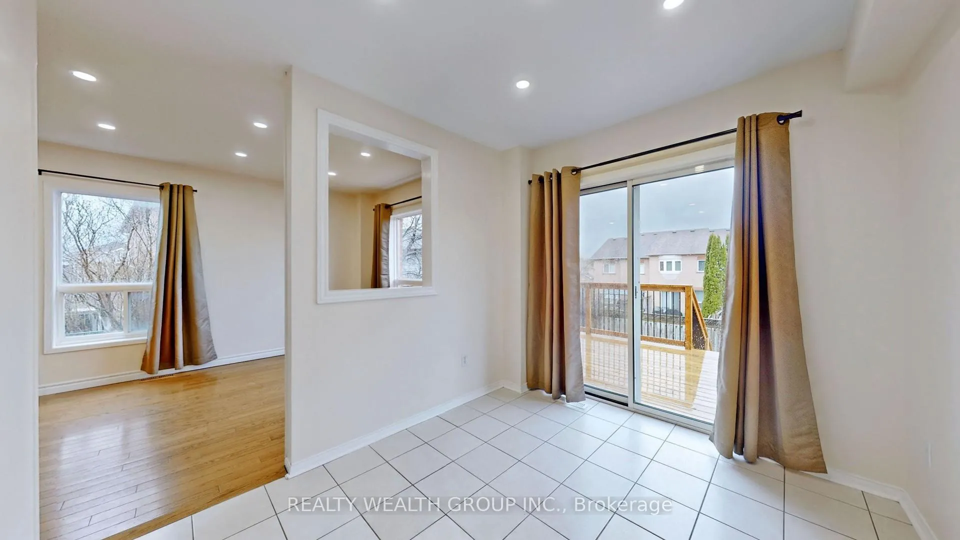 Photo 9 of Unit UPPER, 7 Gadwall Avenue, Barrie, Painswick South — HOMEH