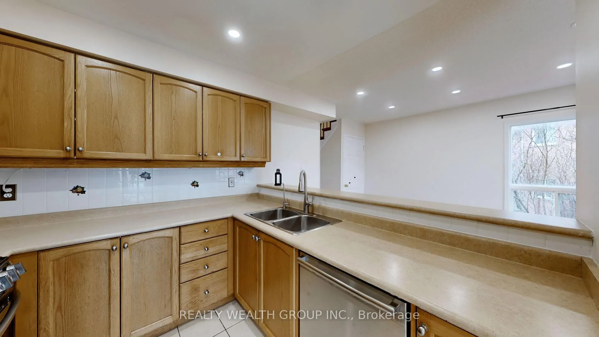 Photo 14 of Unit UPPER, 7 Gadwall Avenue, Barrie, Painswick South — HOMEH