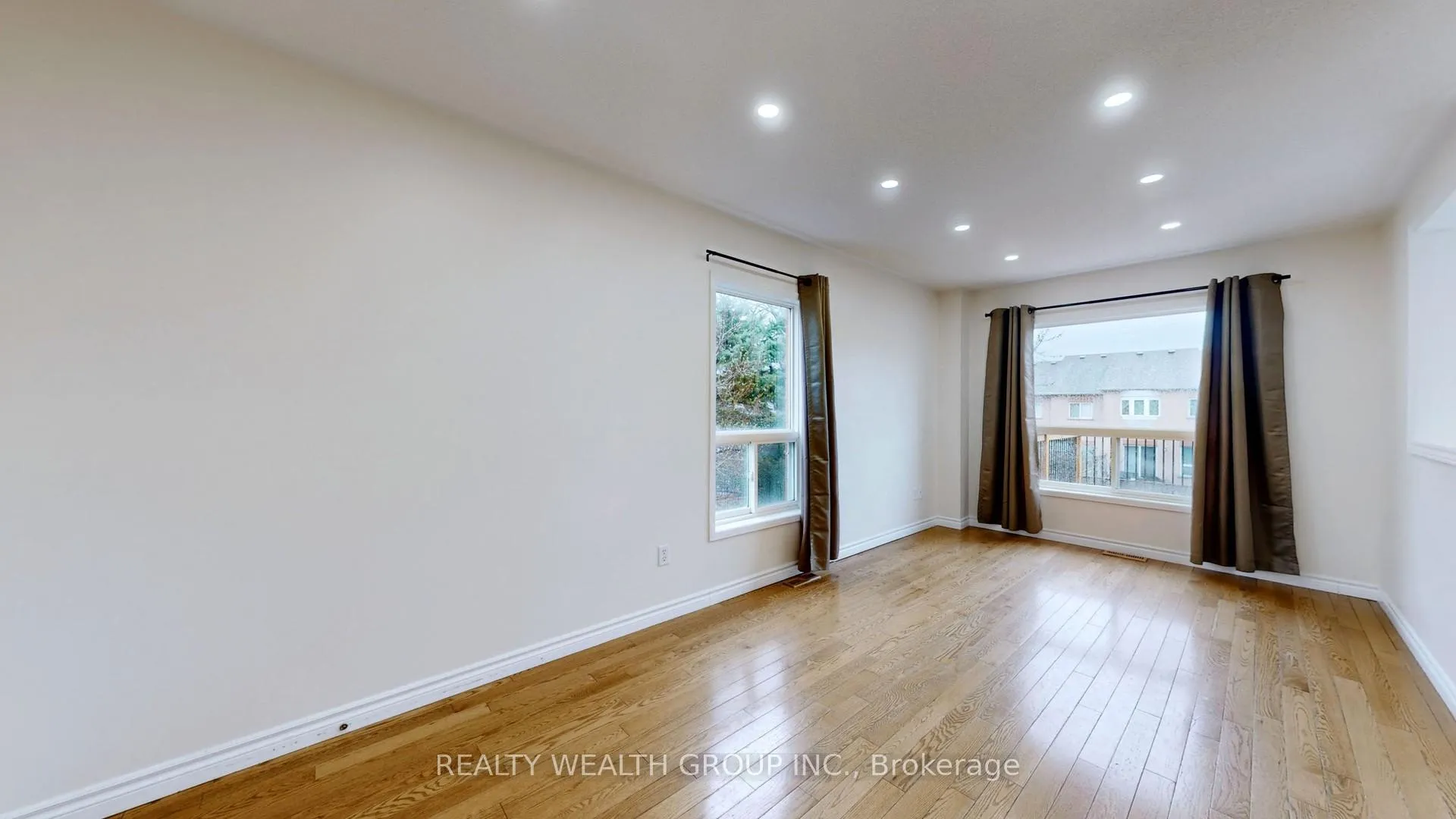 Photo 19 of Unit UPPER, 7 Gadwall Avenue, Barrie, Painswick South — HOMEH
