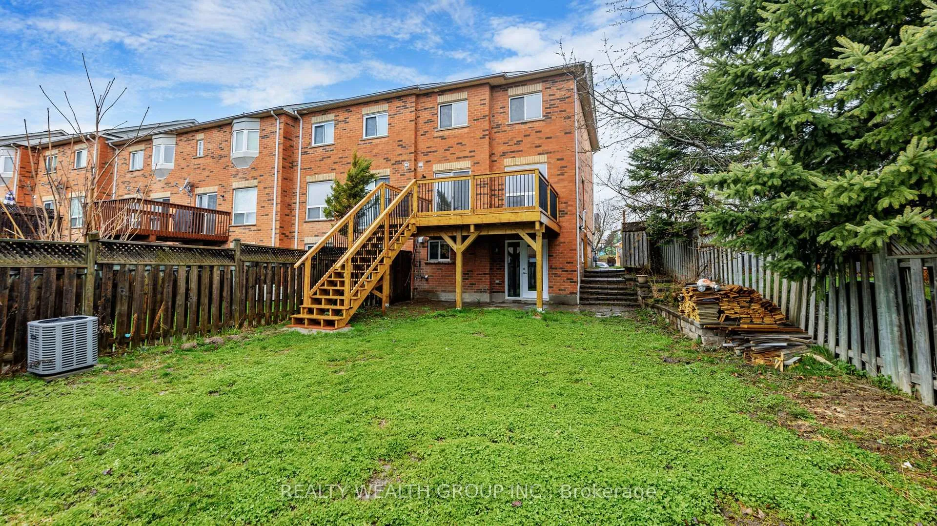 Photo 31 of Unit UPPER, 7 Gadwall Avenue, Barrie, Painswick South — HOMEH