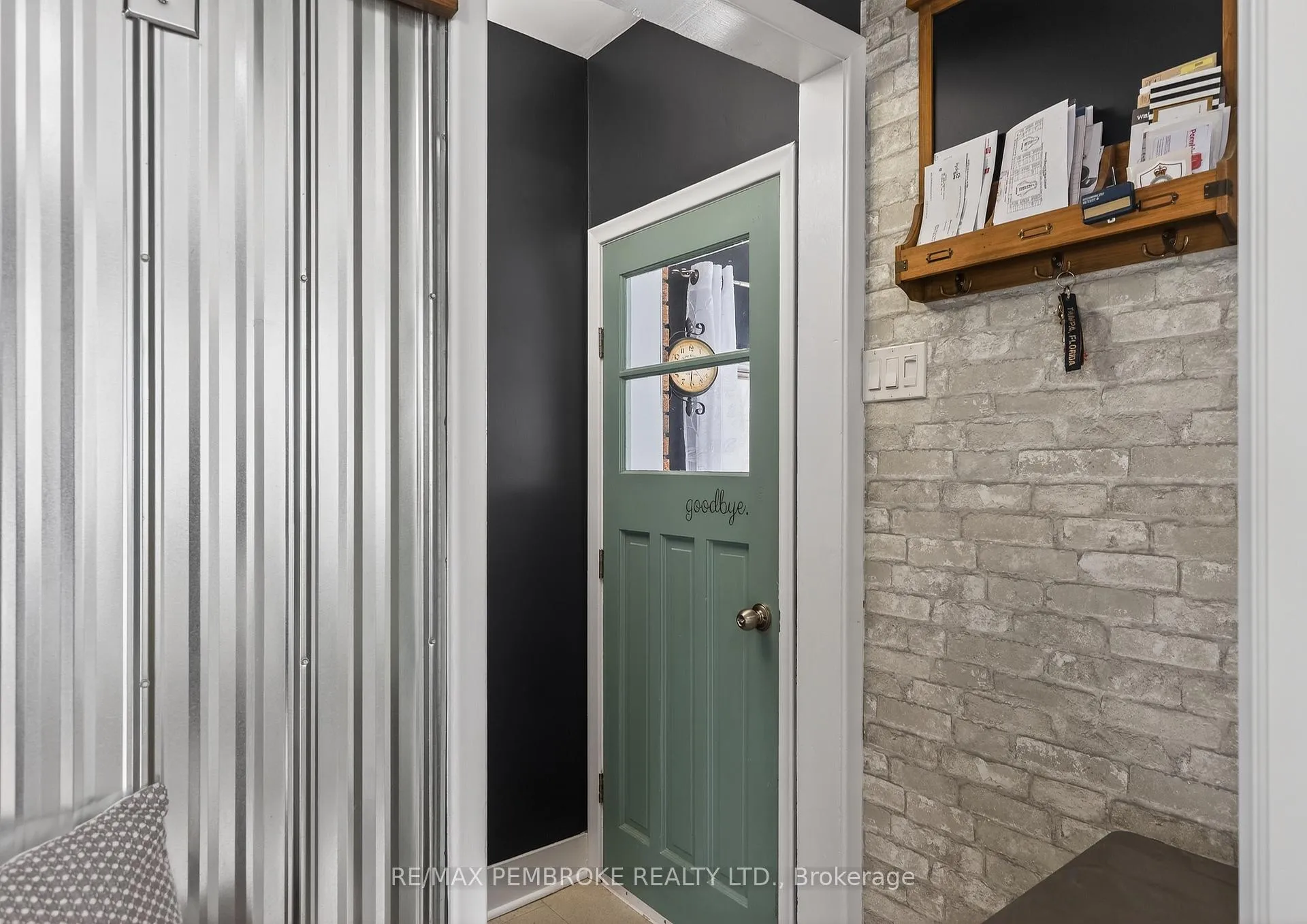Photo 25 of 167 Murphy Road, Petawawa — HOMEH