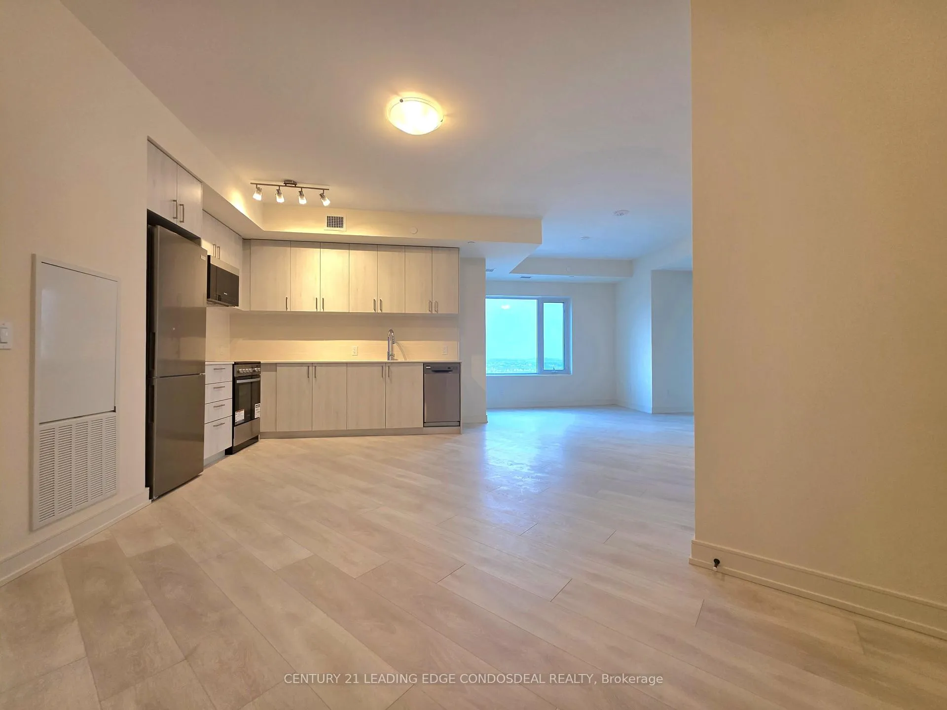Photo 3 of Unit 1004, 8020 Derry Road, Milton, Coates — HOMEH