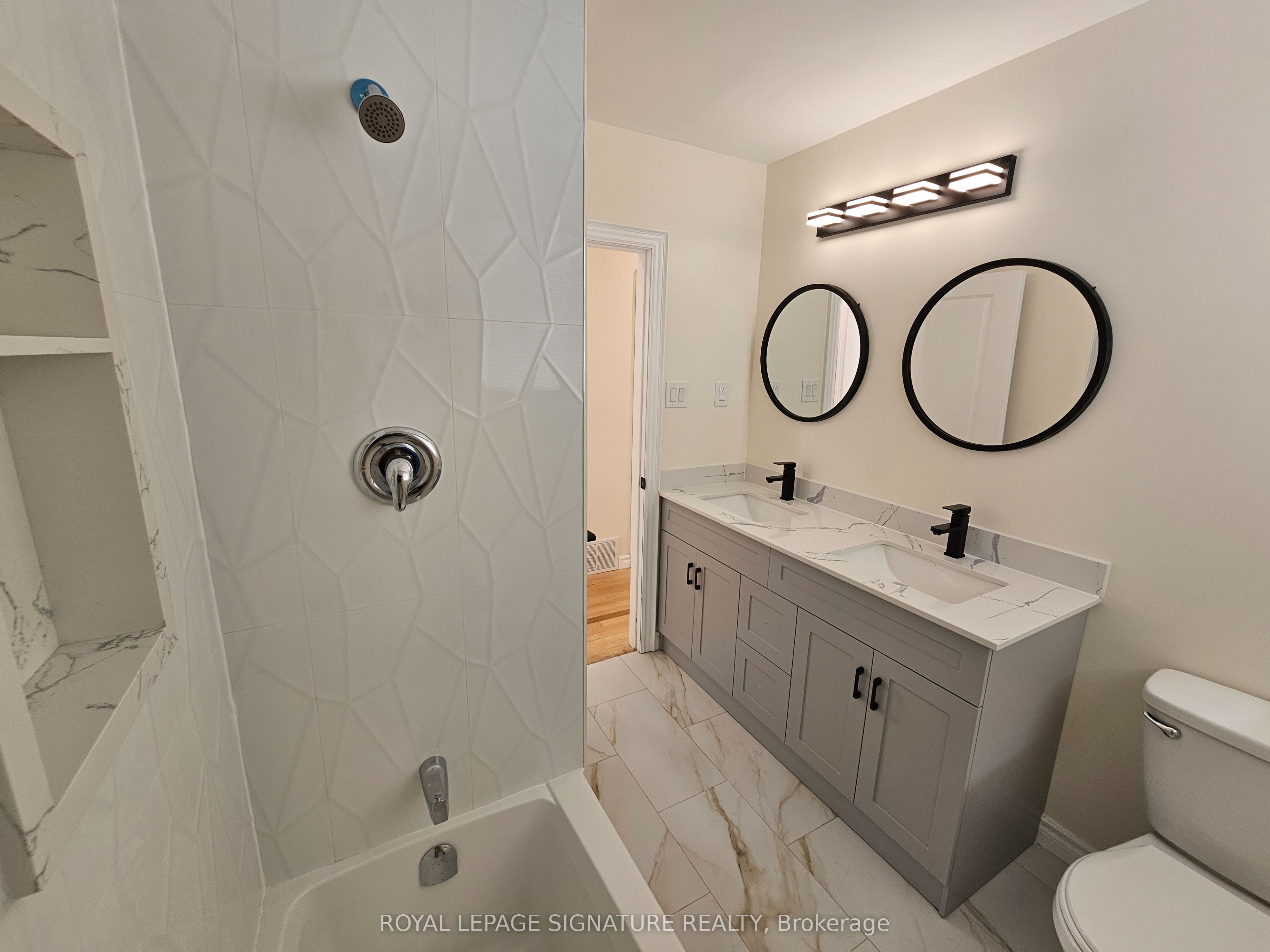 Photo 19 of Unit A, 38 Sherry Lane, Ottawa, Manordale — HOMEH