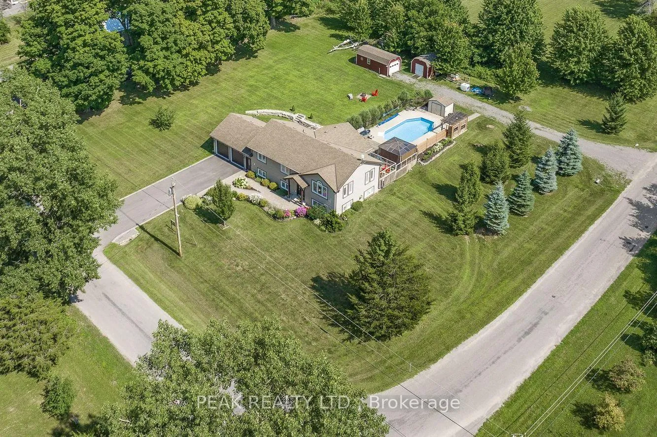 Photo 7 of 116 Prinyers Cove Crescent, Prince Edward County, North Marysburg Ward — HOMEH