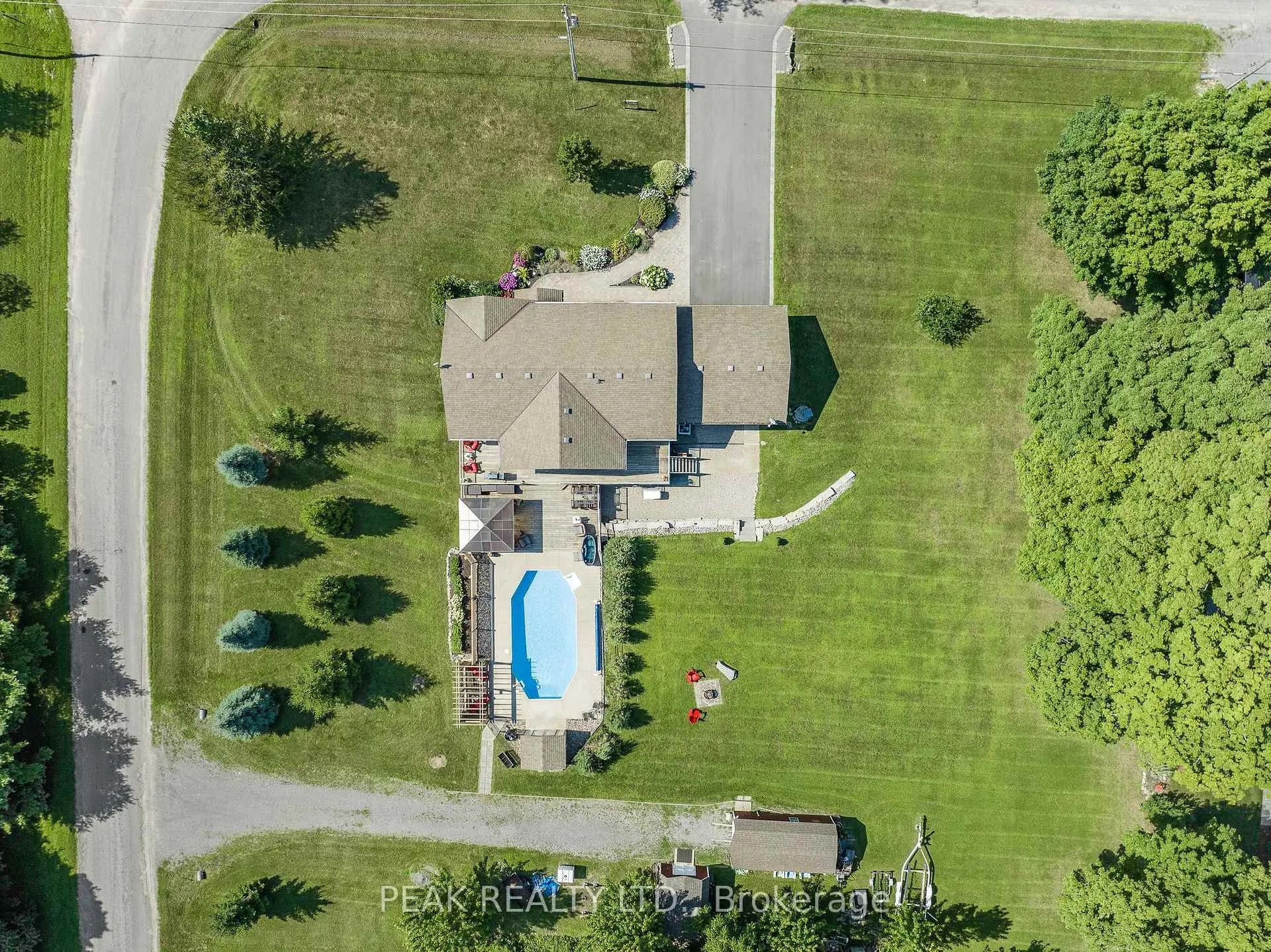 Photo 8 of 116 Prinyers Cove Crescent, Prince Edward County, North Marysburg Ward — HOMEH