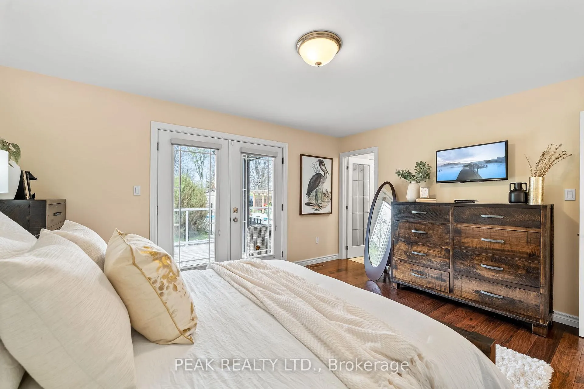 Photo 25 of 116 Prinyers Cove Crescent, Prince Edward County, North Marysburg Ward — HOMEH