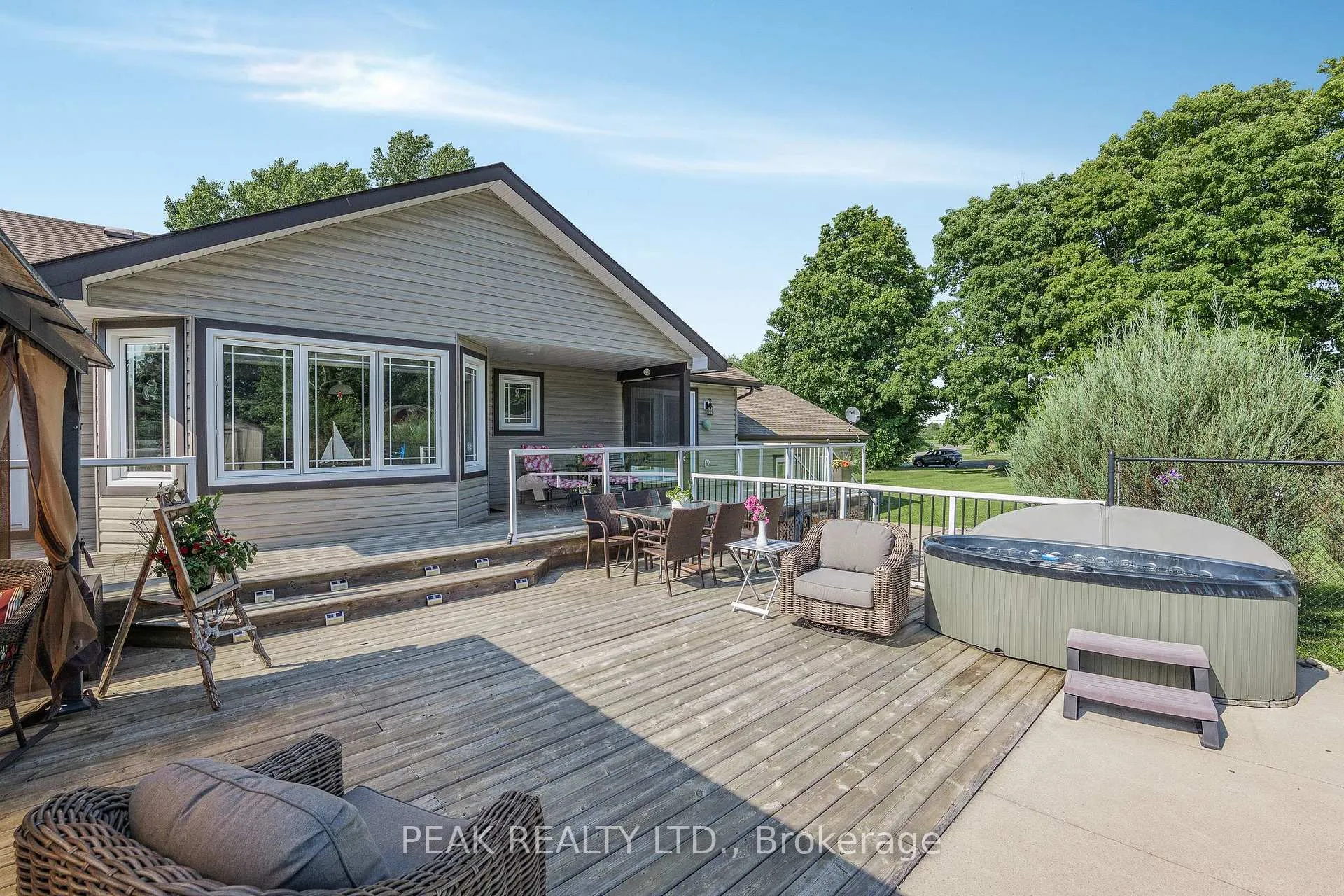 Photo 37 of 116 Prinyers Cove Crescent, Prince Edward County, North Marysburg Ward — HOMEH