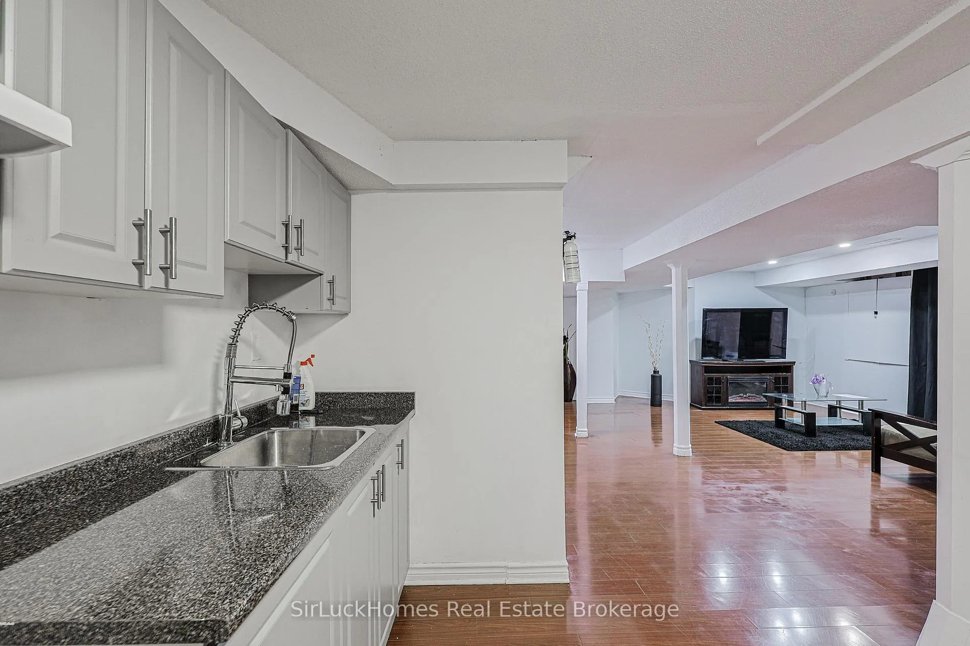 Photo 18 of 83 Rocky Mountain Crescent, Brampton, Sandringham-Wellington — HOMEH