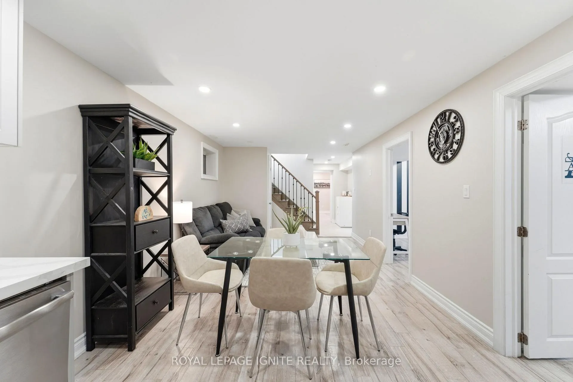 Photo 33 of 174 Darlingside Drive, Scarborough, West Hill — HOMEH