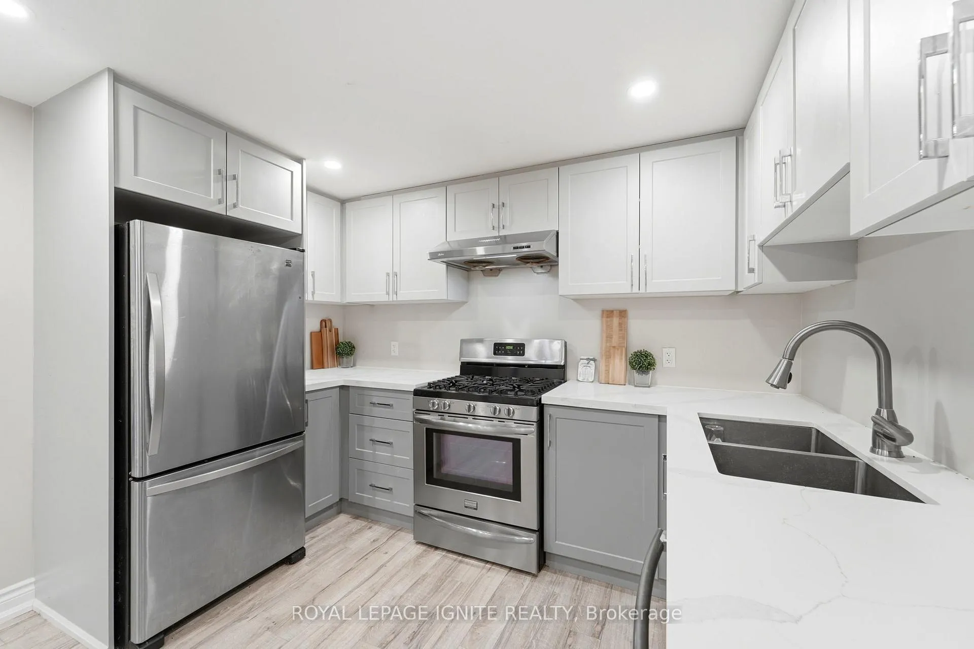 Photo 34 of 174 Darlingside Drive, Scarborough, West Hill — HOMEH