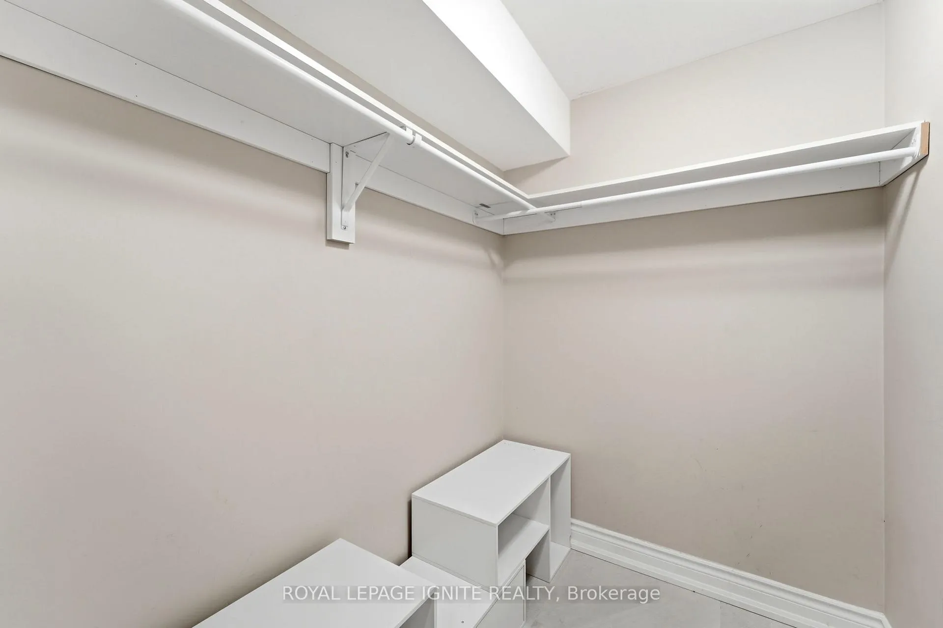 Photo 40 of 174 Darlingside Drive, Scarborough, West Hill — HOMEH