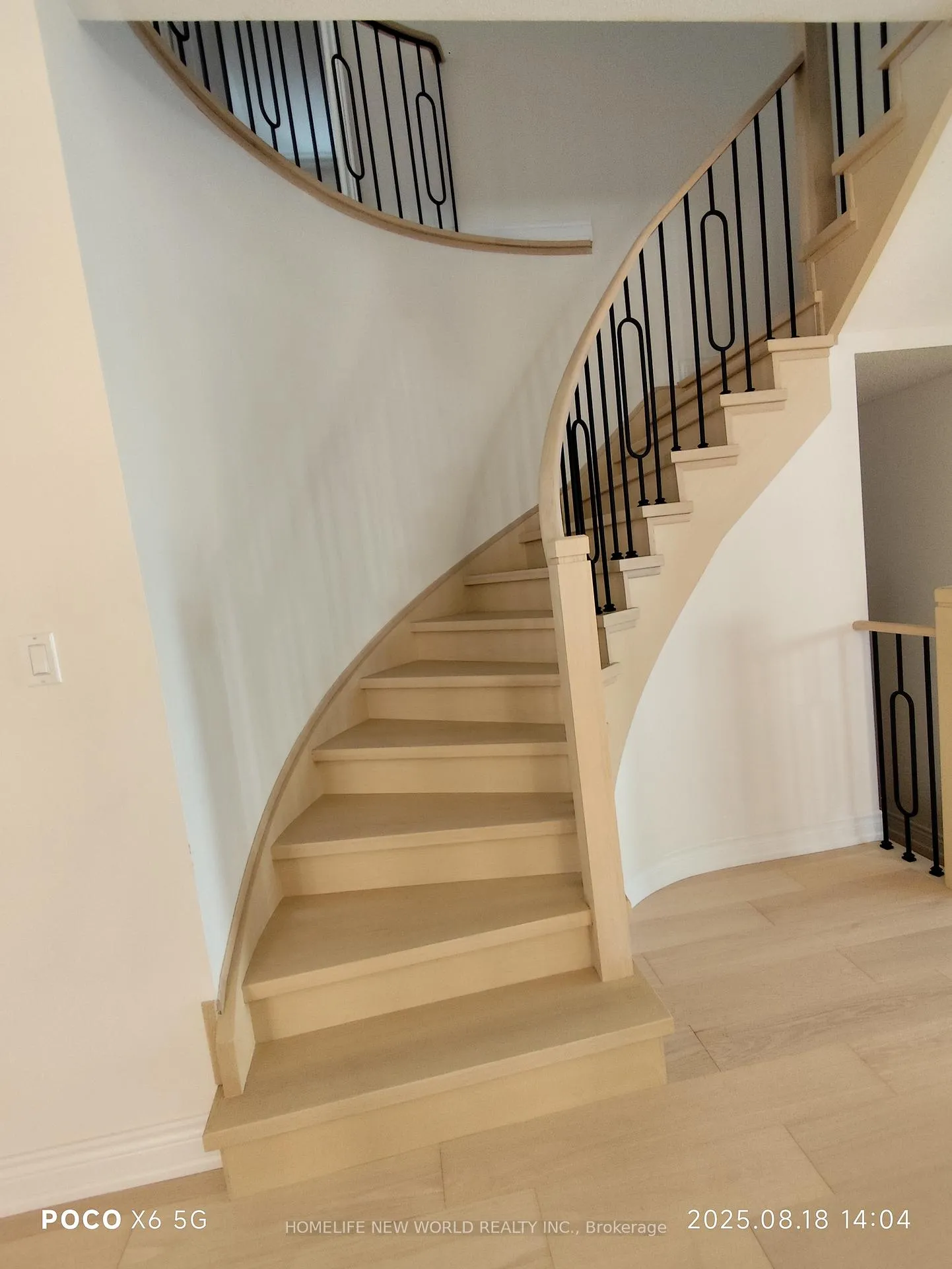 Photo 9 of 53 Larkmead Crescent, Markham, Victoria Manor-Jennings Gate — HOMEH