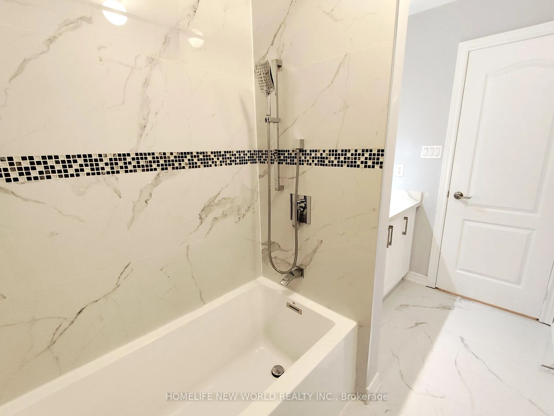 Photo 23 of 53 Larkmead Crescent, Markham, Victoria Manor-Jennings Gate — HOMEH