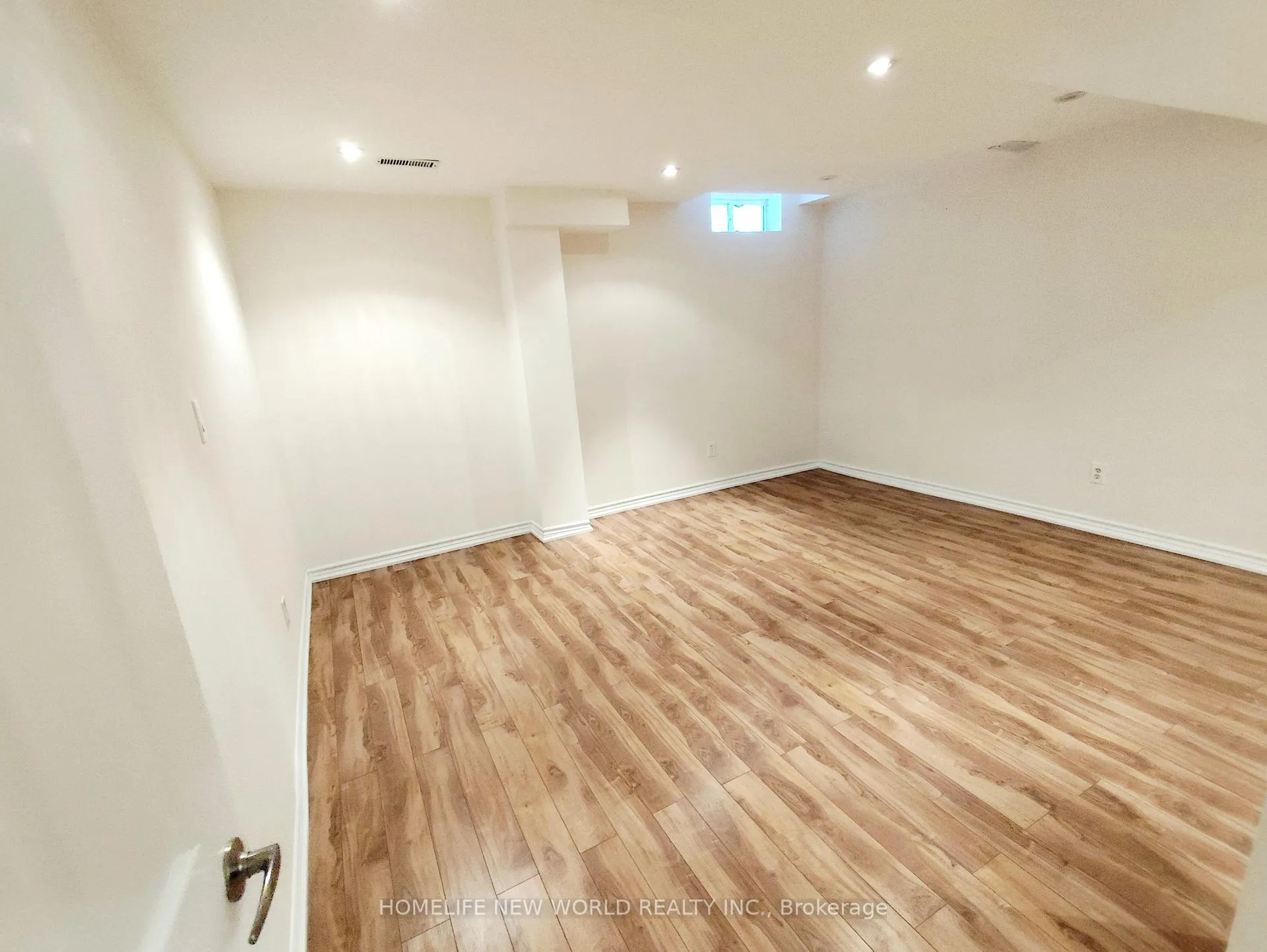 Photo 26 of 53 Larkmead Crescent, Markham, Victoria Manor-Jennings Gate — HOMEH