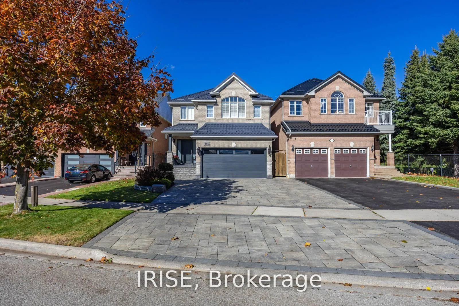 Front of 855 Knotty Pine Grove