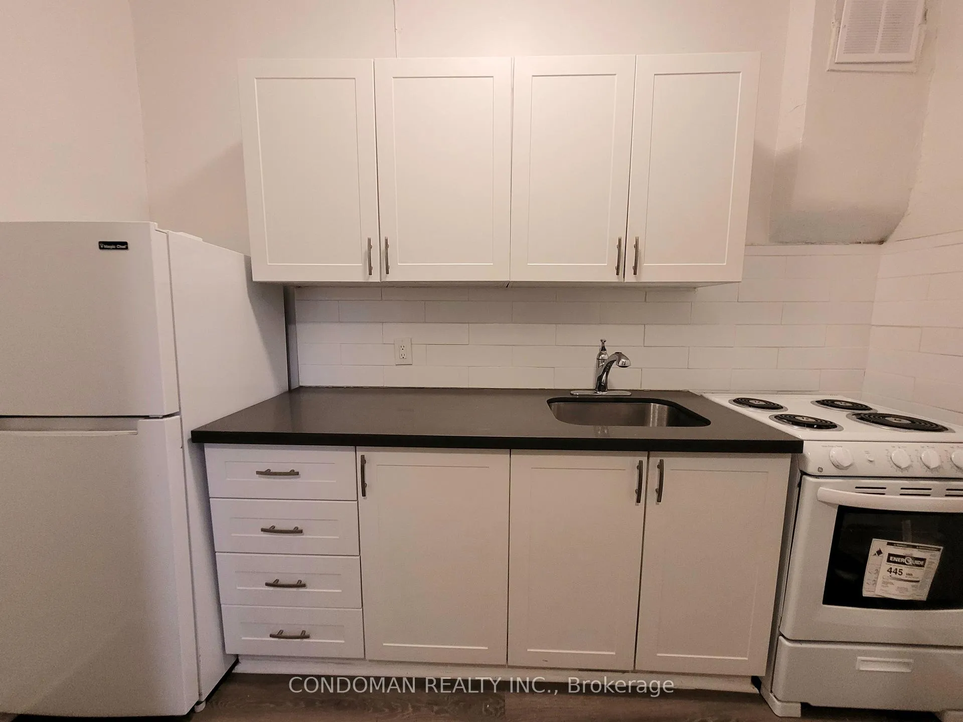 Photo 6 of Unit 2, 133 John Street S, Hamilton, Corktown — HOMEH