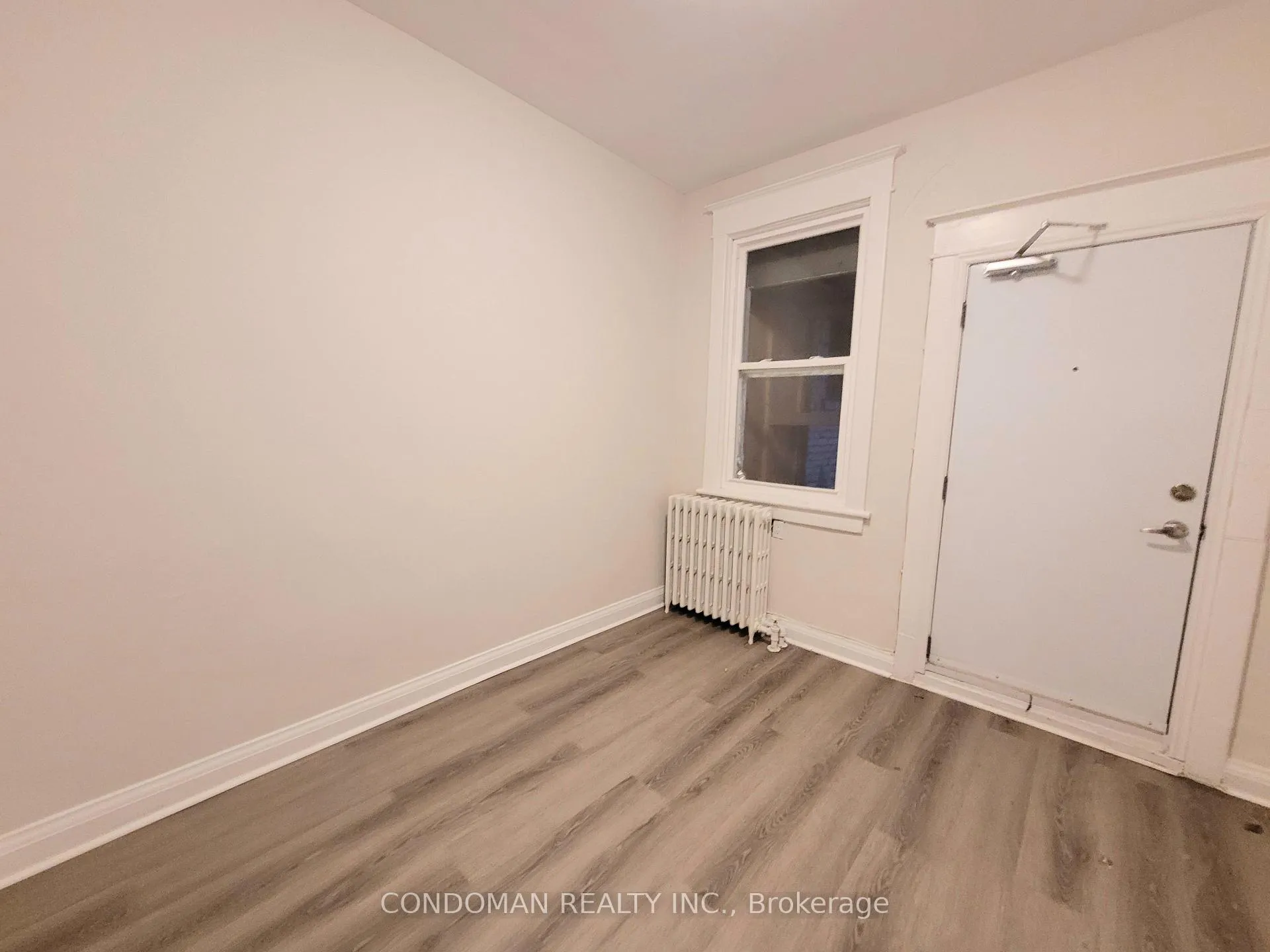 Photo 7 of Unit 2, 133 John Street S, Hamilton, Corktown — HOMEH