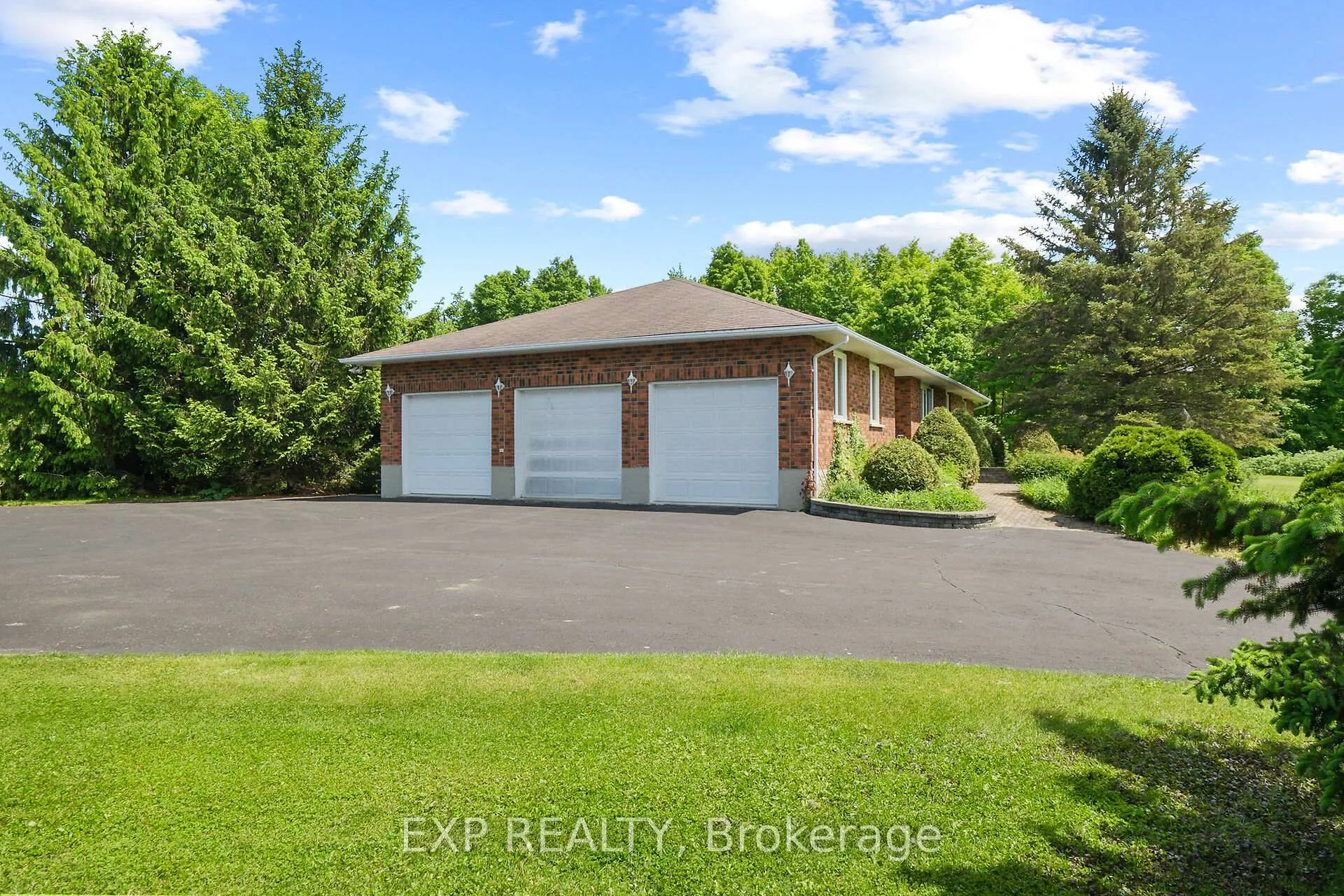 Photo 38 of 2673 Yorks Corners Road, Ottawa, Osgoode Twp (East) (Incl Kenmore) — HOMEH