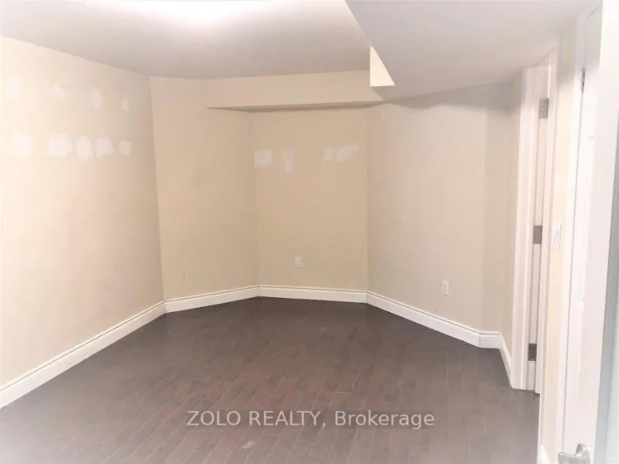 Photo 10 of Unit Lower, 33 Styles Crescent, Ajax, Northeast Ajax — HOMEH