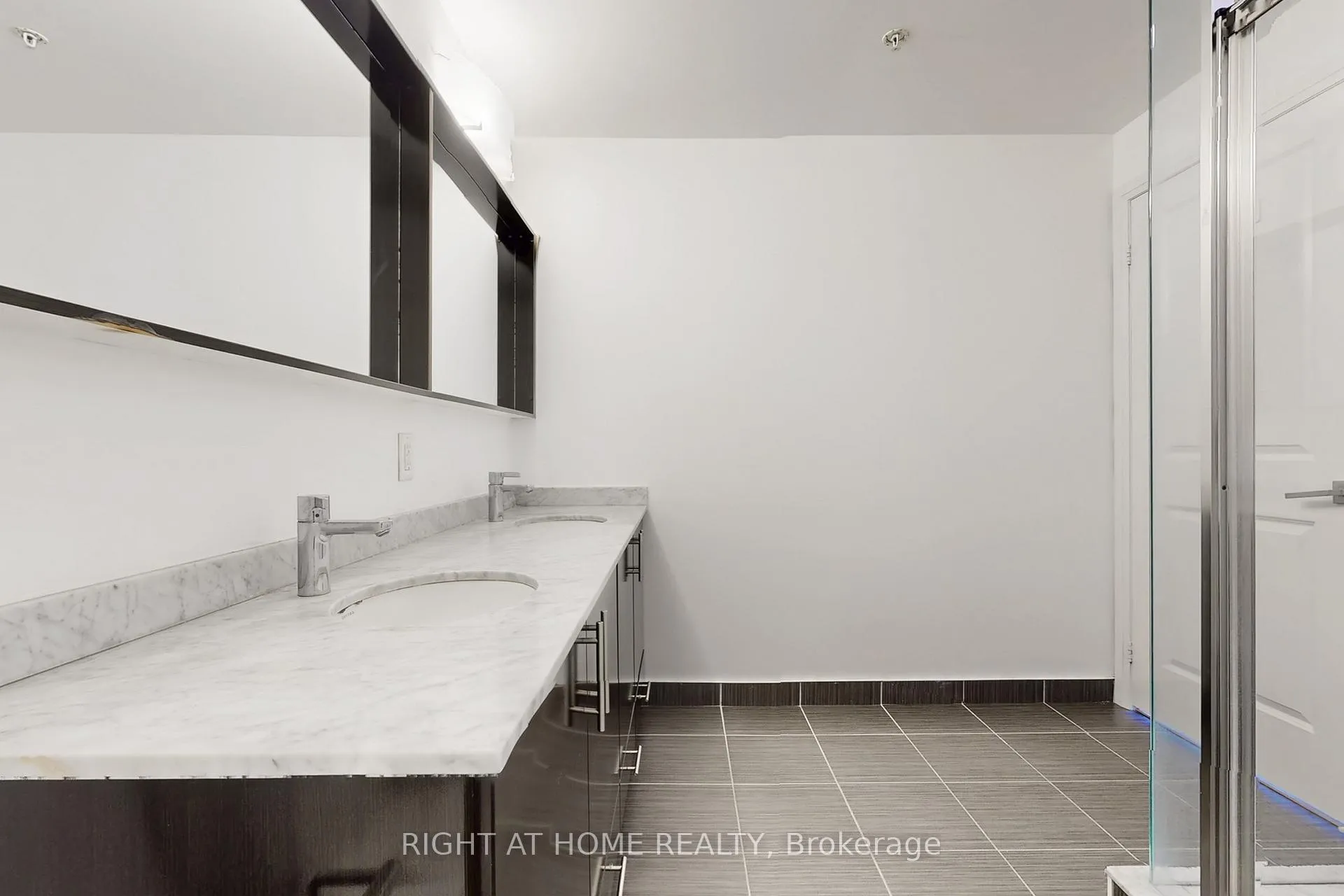 Photo 22 of 95 North Park Road, Vaughan, Beverley Glen — HOMEH