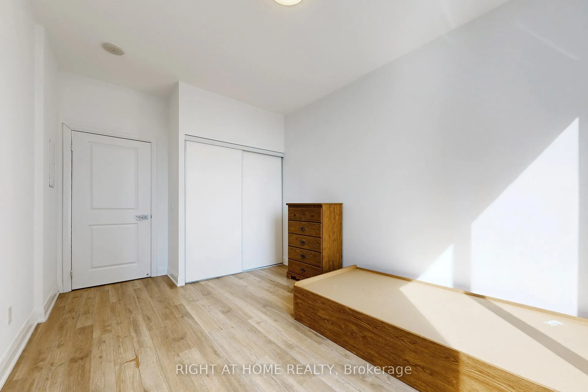 Photo 27 of 95 North Park Road, Vaughan, Beverley Glen — HOMEH