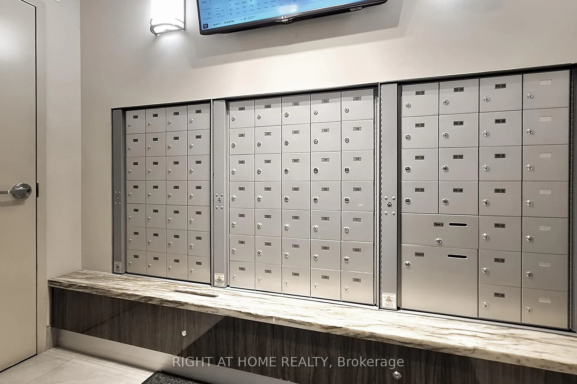 Photo 36 of 95 North Park Road, Vaughan, Beverley Glen — HOMEH