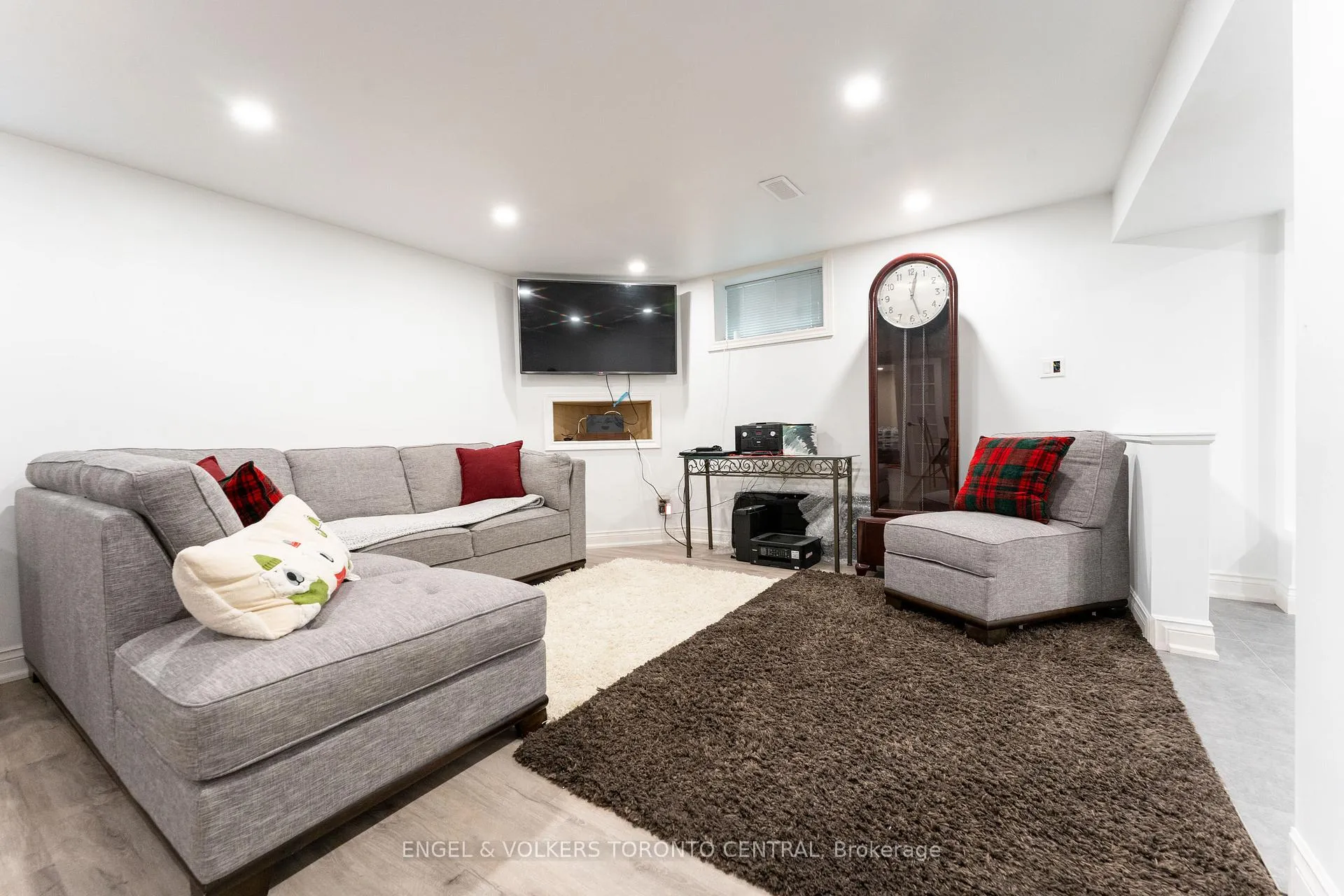 Photo 5 of Unit BSMT, 767 Phillip Murray Avenue, Oshawa, Lakeview — HOMEH