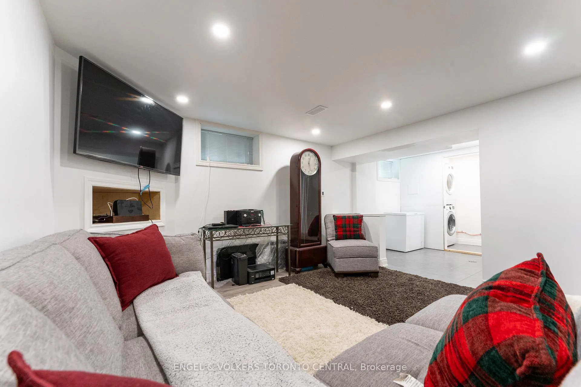 Photo 6 of Unit BSMT, 767 Phillip Murray Avenue, Oshawa, Lakeview — HOMEH