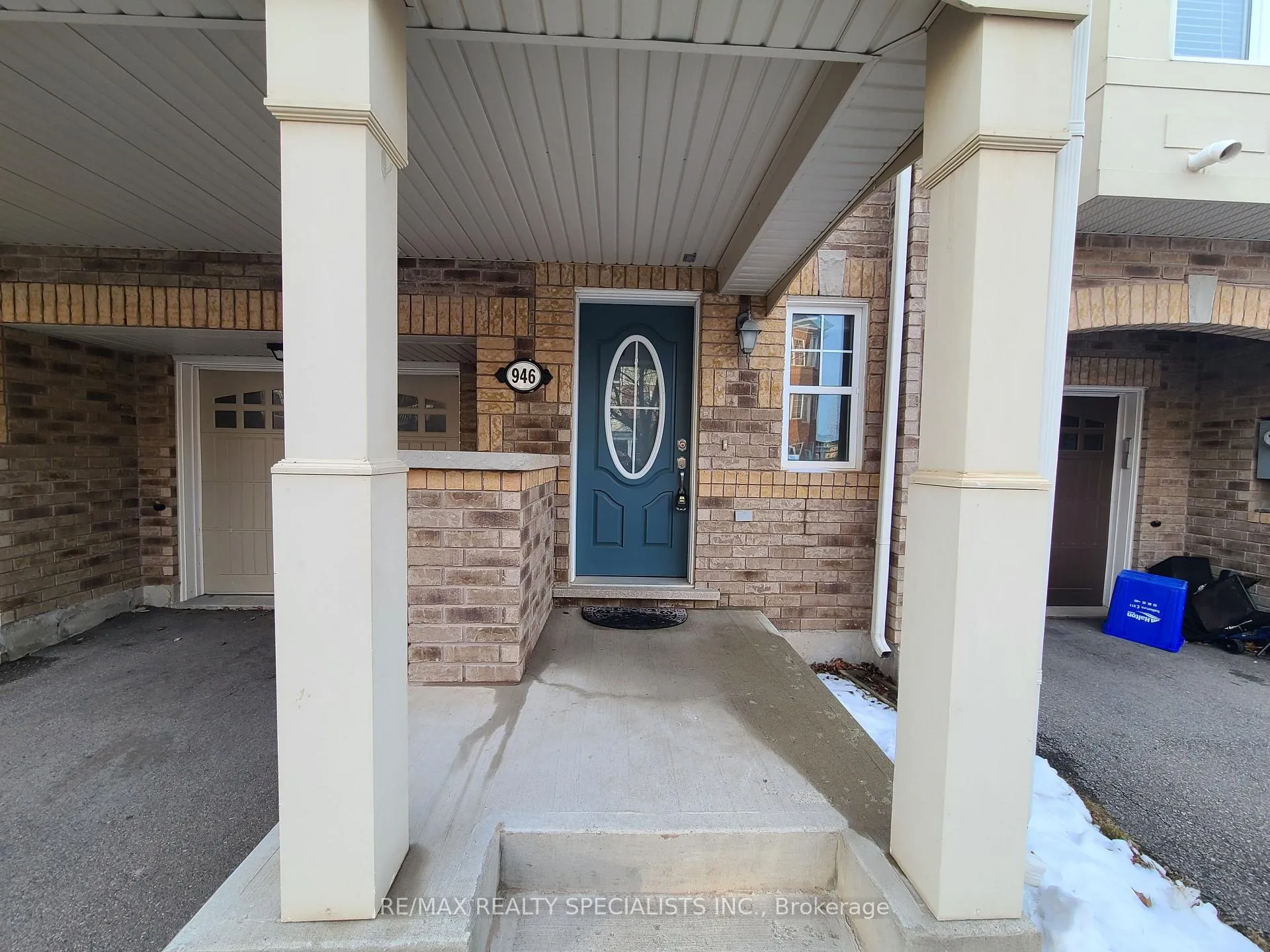 Photo 5 of 946 Brassard Circle, Milton, Willmott — HOMEH