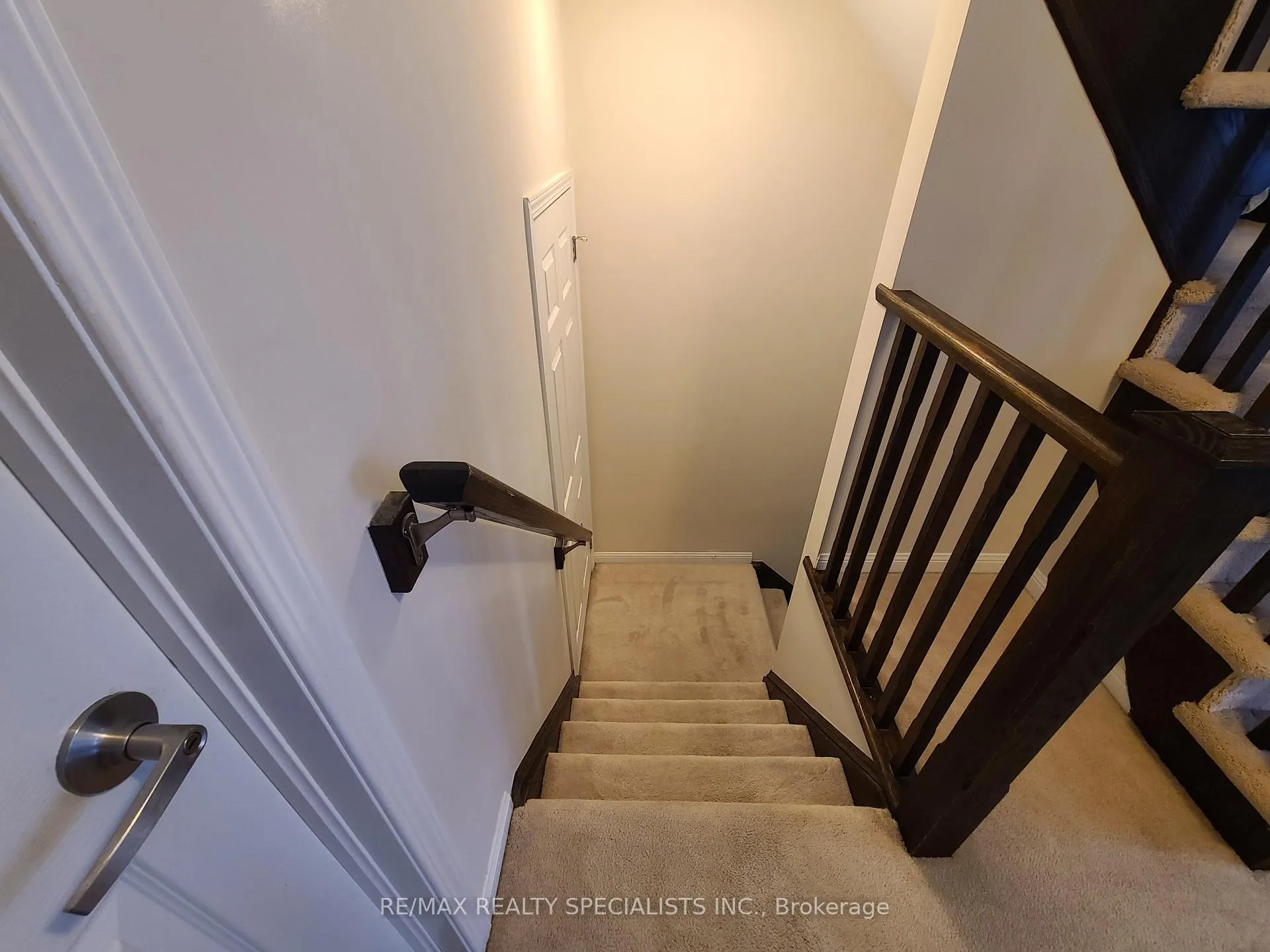 Photo 10 of 946 Brassard Circle, Milton, Willmott — HOMEH