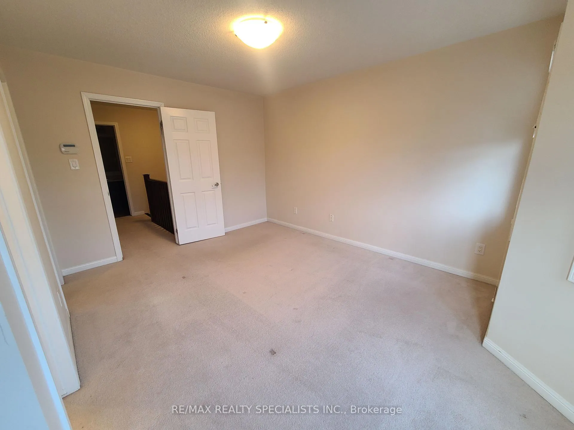 Photo 29 of 946 Brassard Circle, Milton, Willmott — HOMEH