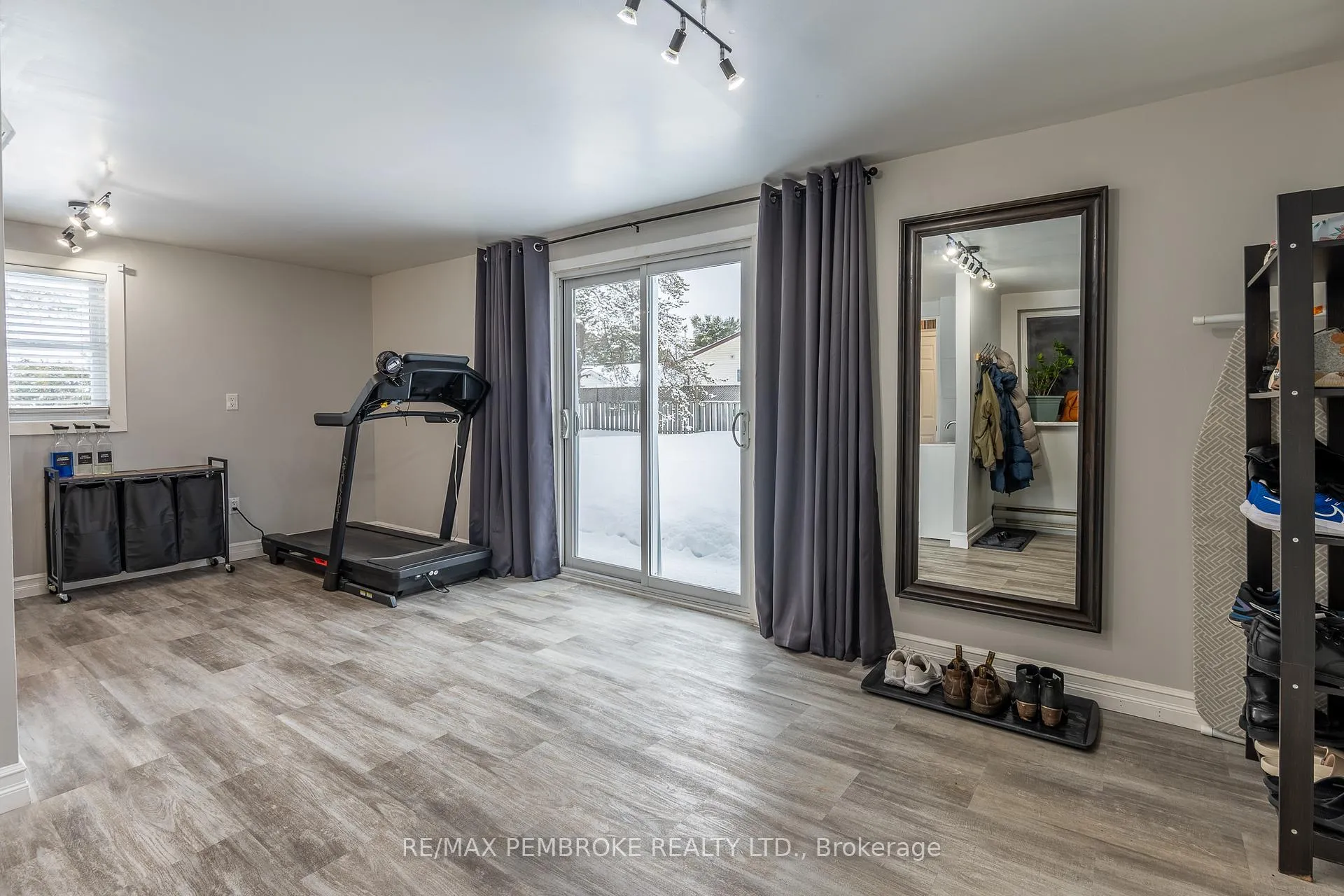Photo 32 of 11 Michael Crescent, Petawawa — HOMEH