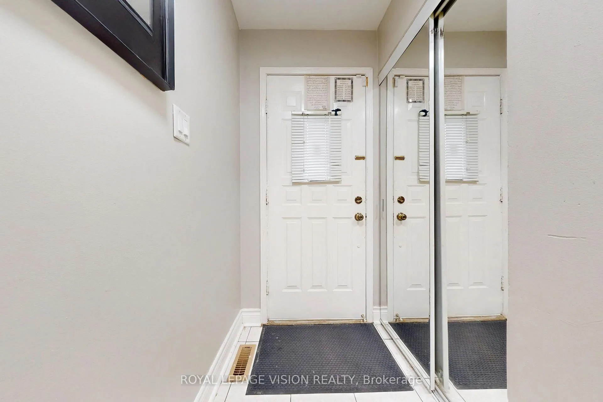 Photo 2 of 1855 Ashford Drive, Pickering, Village East — HOMEH