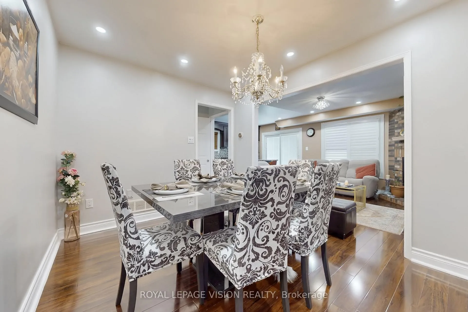 Photo 6 of 1855 Ashford Drive, Pickering, Village East — HOMEH