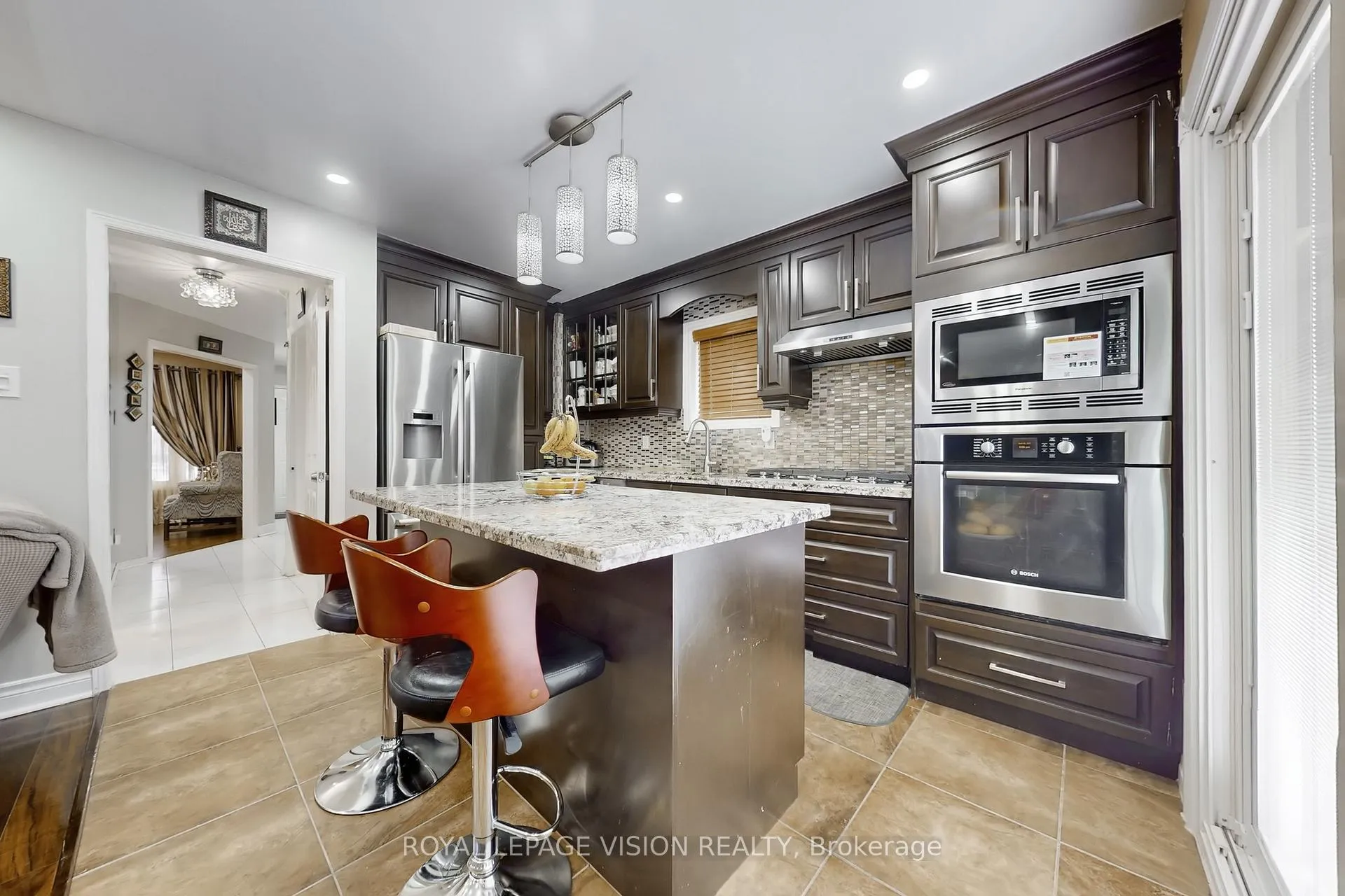Photo 13 of 1855 Ashford Drive, Pickering, Village East — HOMEH