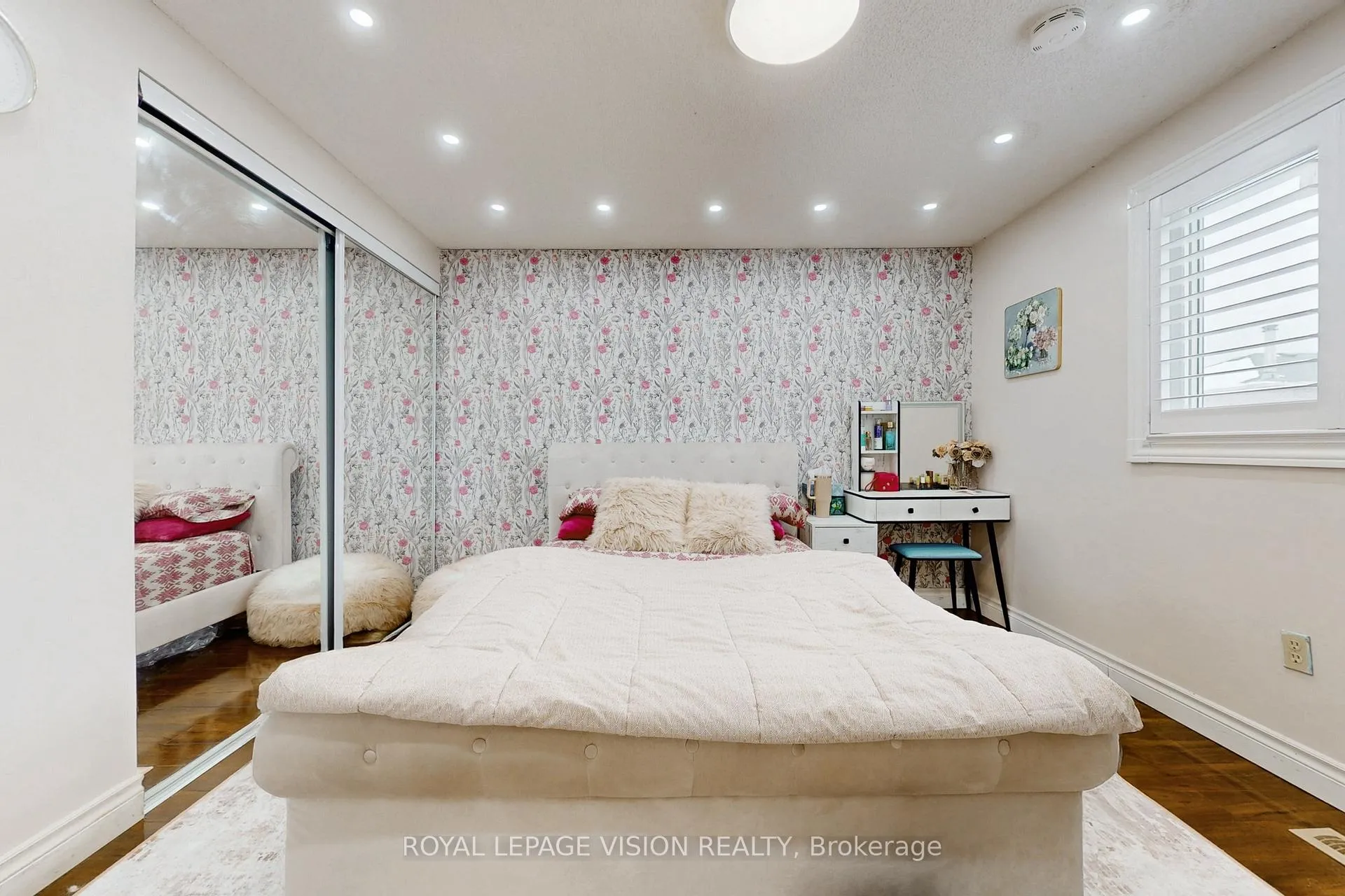 Photo 25 of 1855 Ashford Drive, Pickering, Village East — HOMEH