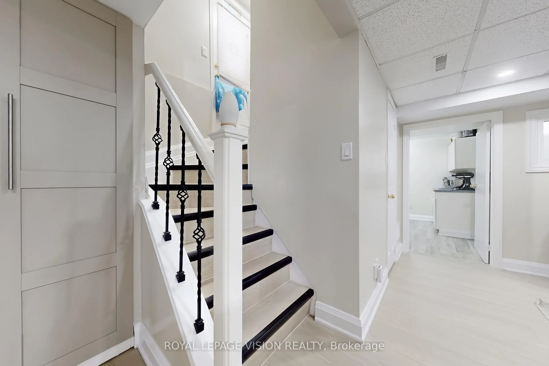 Photo 28 of 1855 Ashford Drive, Pickering, Village East — HOMEH
