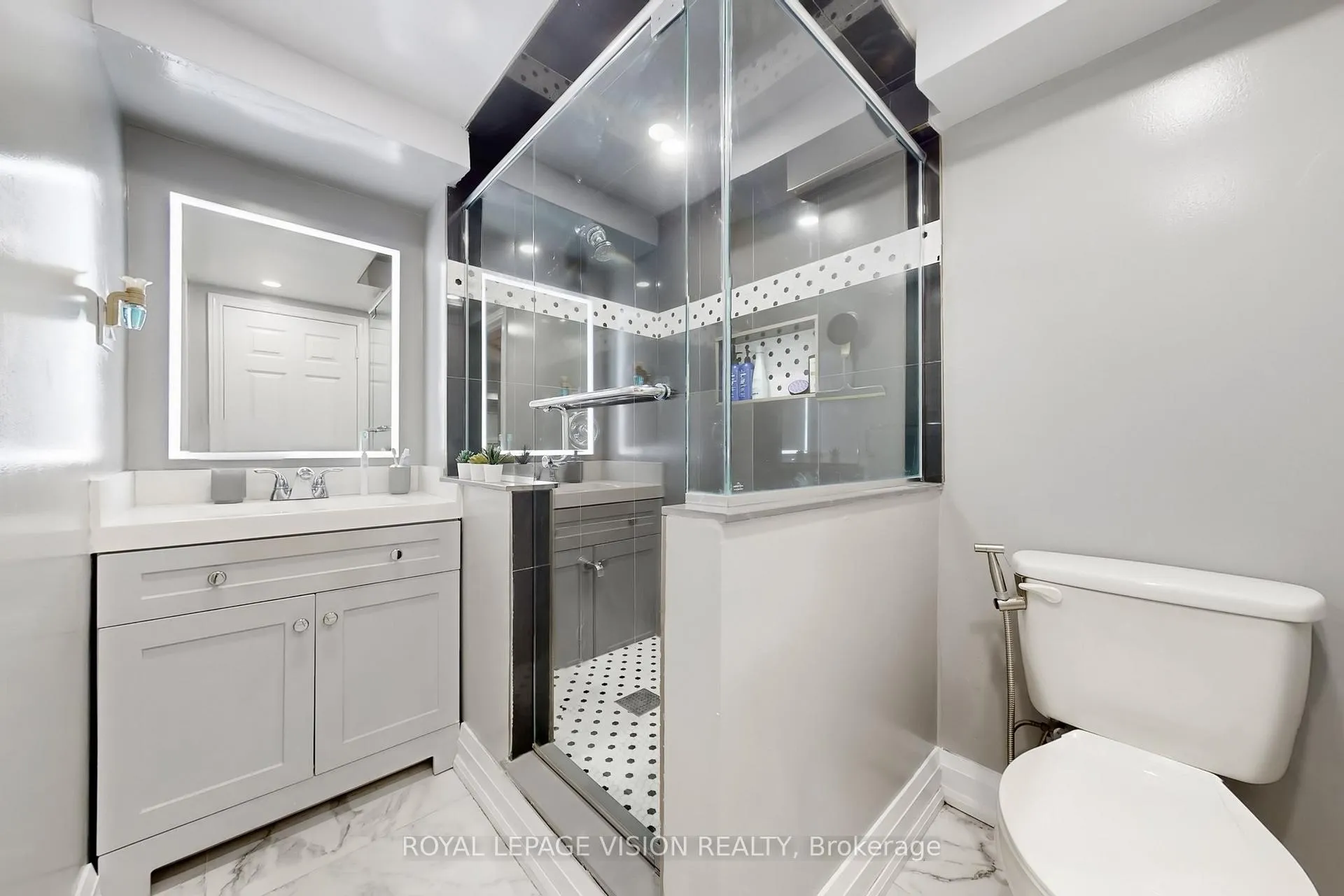 Photo 34 of 1855 Ashford Drive, Pickering, Village East — HOMEH