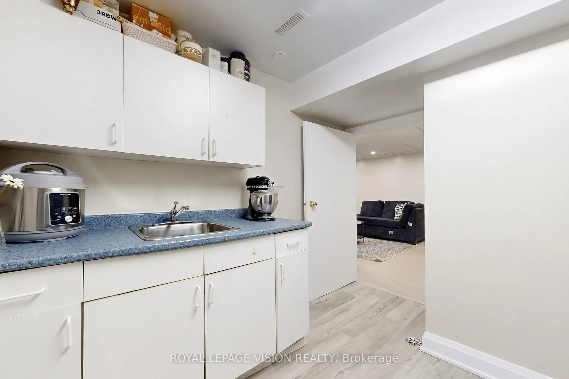 Photo 35 of 1855 Ashford Drive, Pickering, Village East — HOMEH