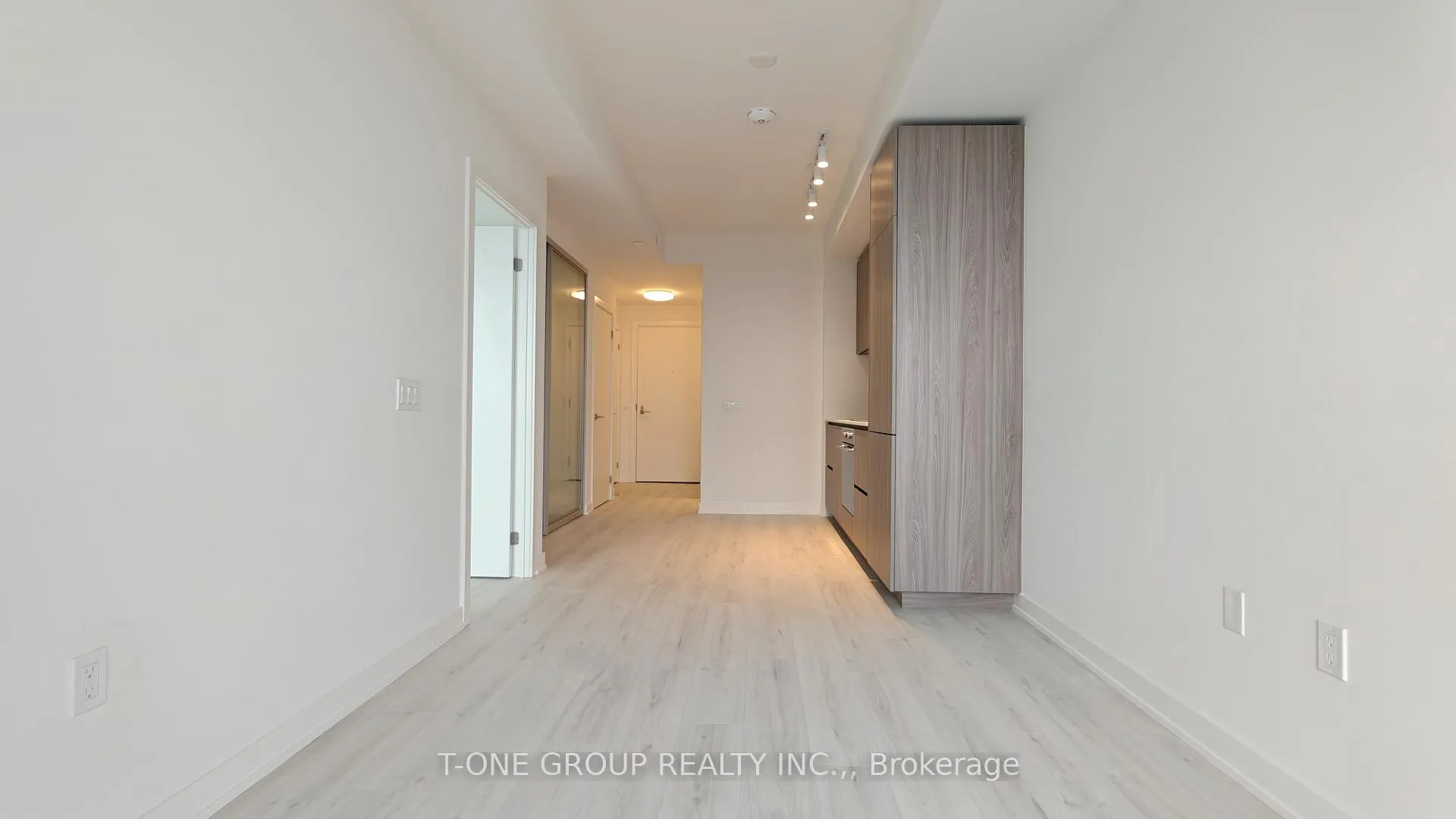 Photo 11 of Unit 3111, 110 Broadway Avenue, Toronto, Mount Pleasant West — HOMEH