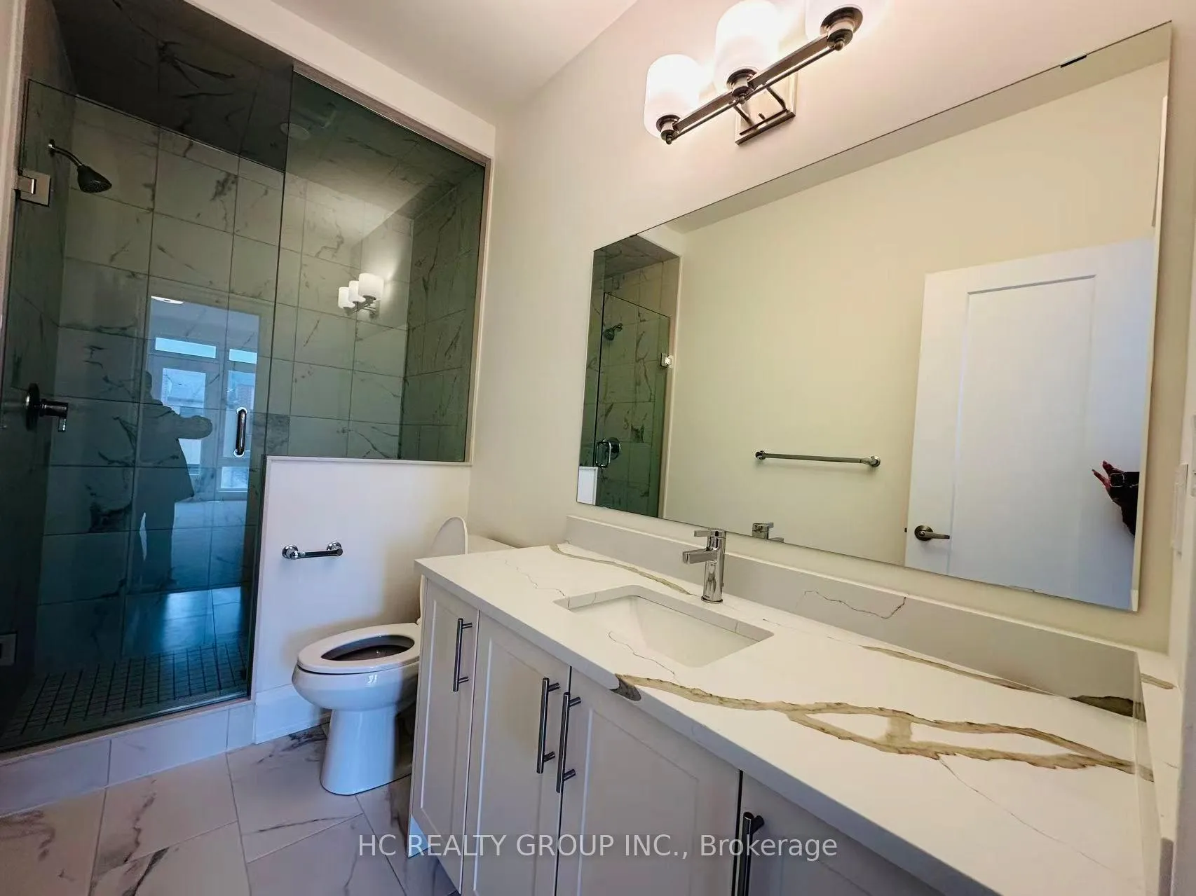 Photo 6 of 3303 Azam Way, Oakville, Glenorchy — HOMEH