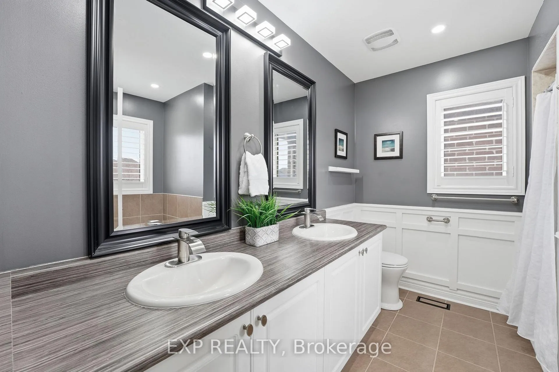 Photo 16 of 44 Willoughby Way, New Tecumseth, Alliston — HOMEH
