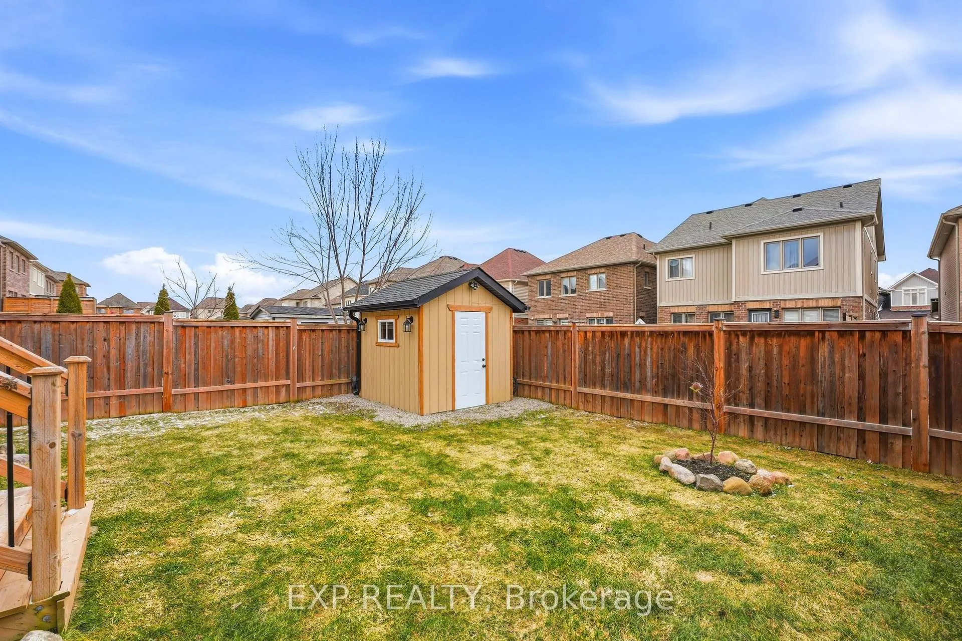 Photo 27 of 44 Willoughby Way, New Tecumseth, Alliston — HOMEH